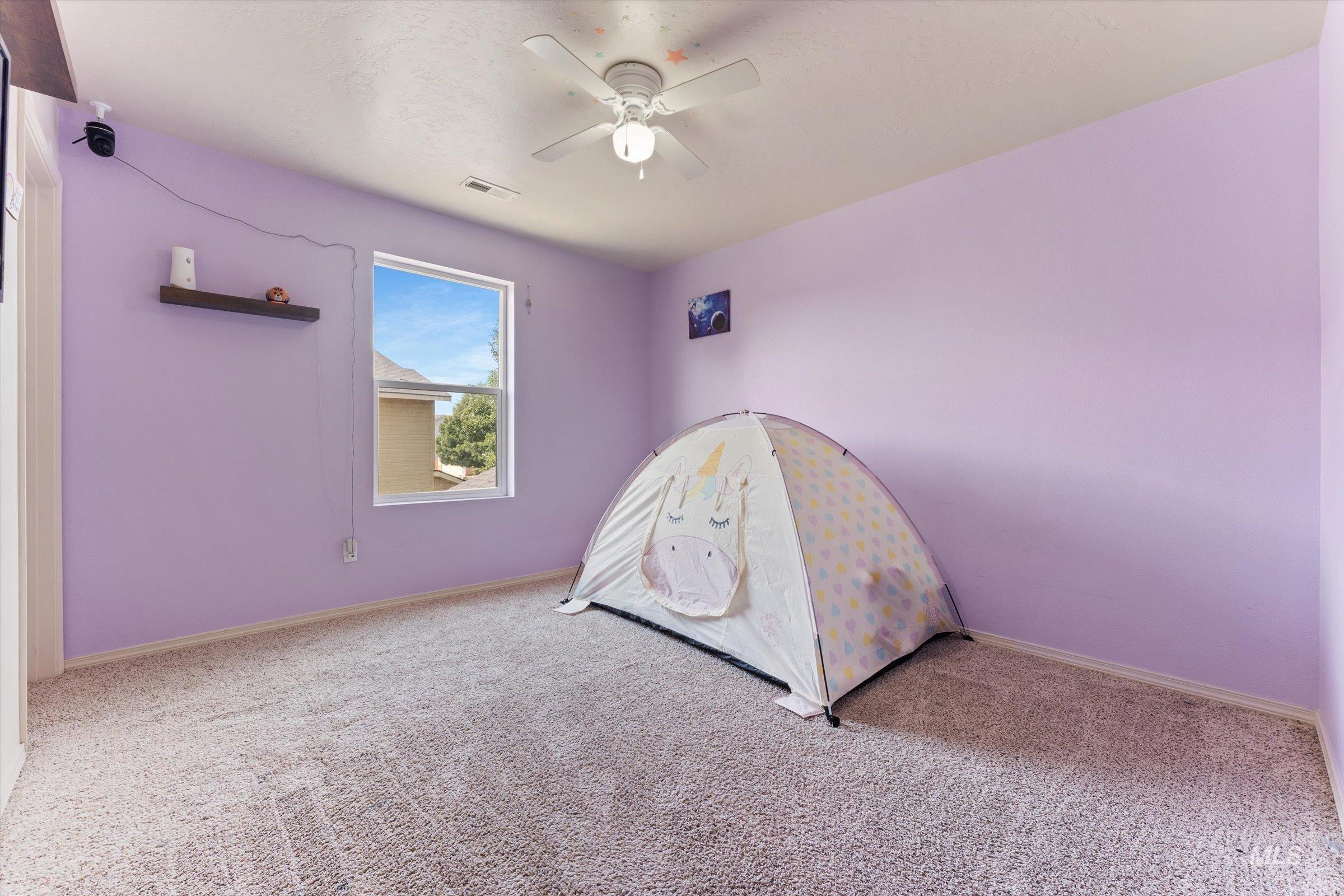 1577 Gold Street, Middleton, Idaho 83644, 5 Bedrooms, 2.5 Bathrooms, Residential For Sale, Price $500,000, 98999813