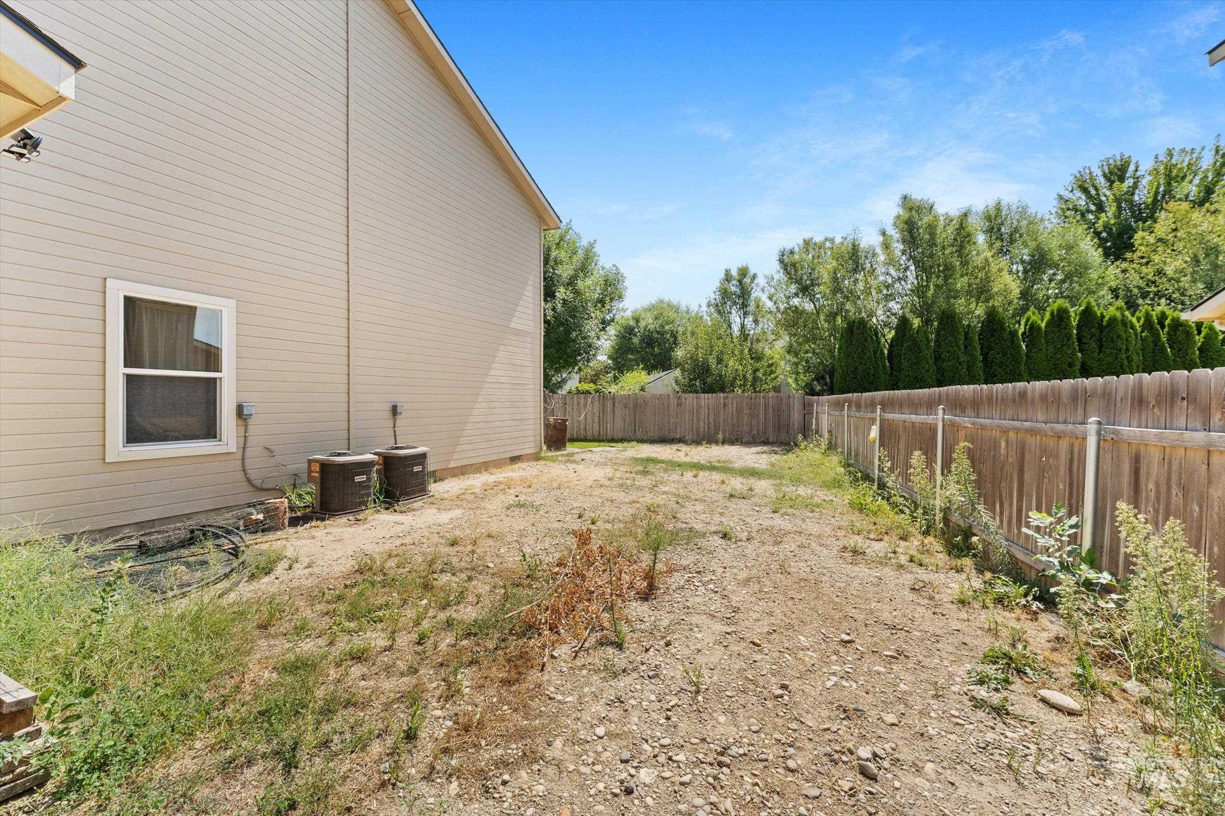 1577 Gold Street, Middleton, Idaho 83644, 5 Bedrooms, 2.5 Bathrooms, Residential For Sale, Price $500,000, 98999813