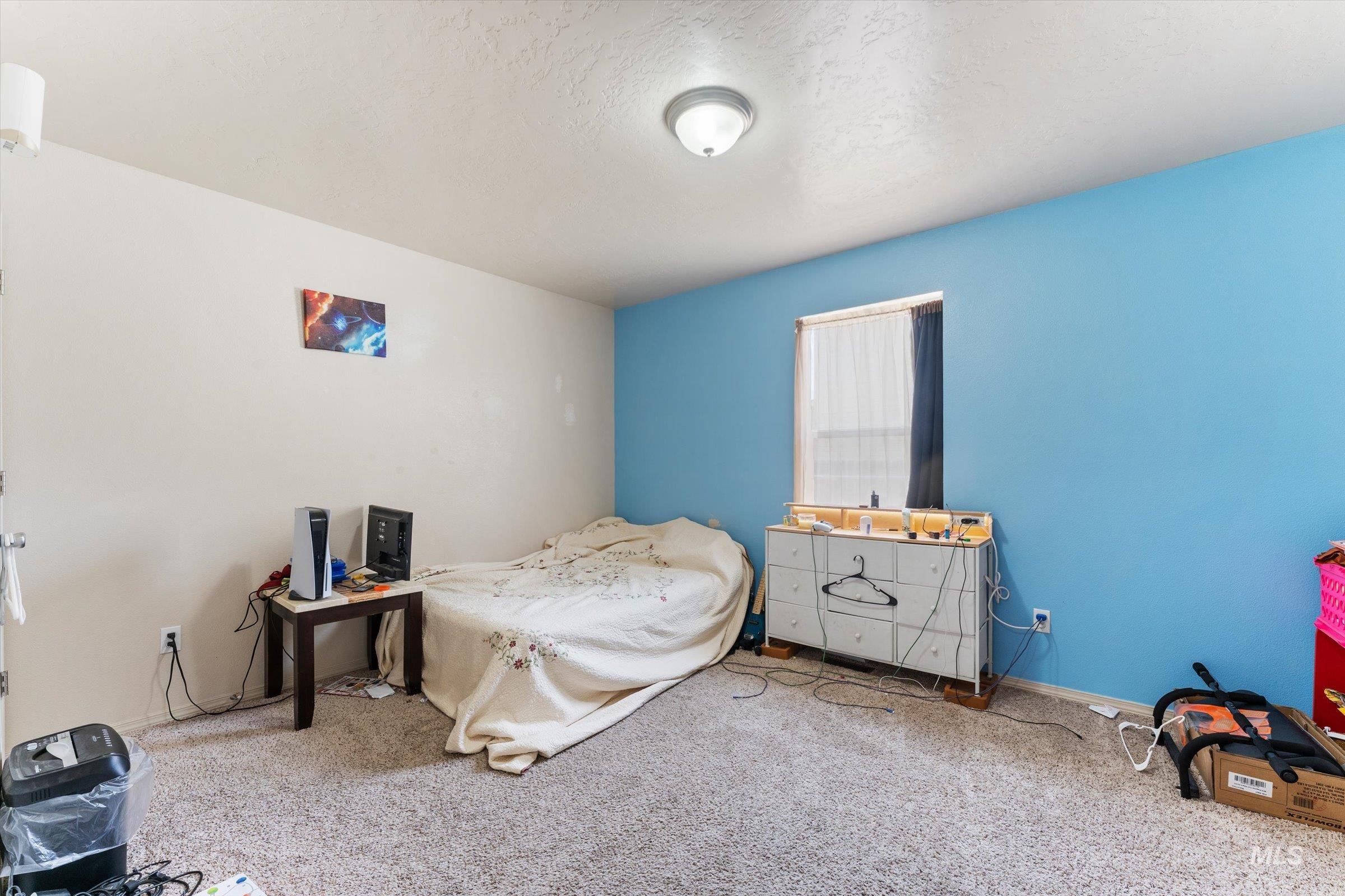 1577 Gold Street, Middleton, Idaho 83644, 5 Bedrooms, 2.5 Bathrooms, Residential For Sale, Price $500,000, 98999813