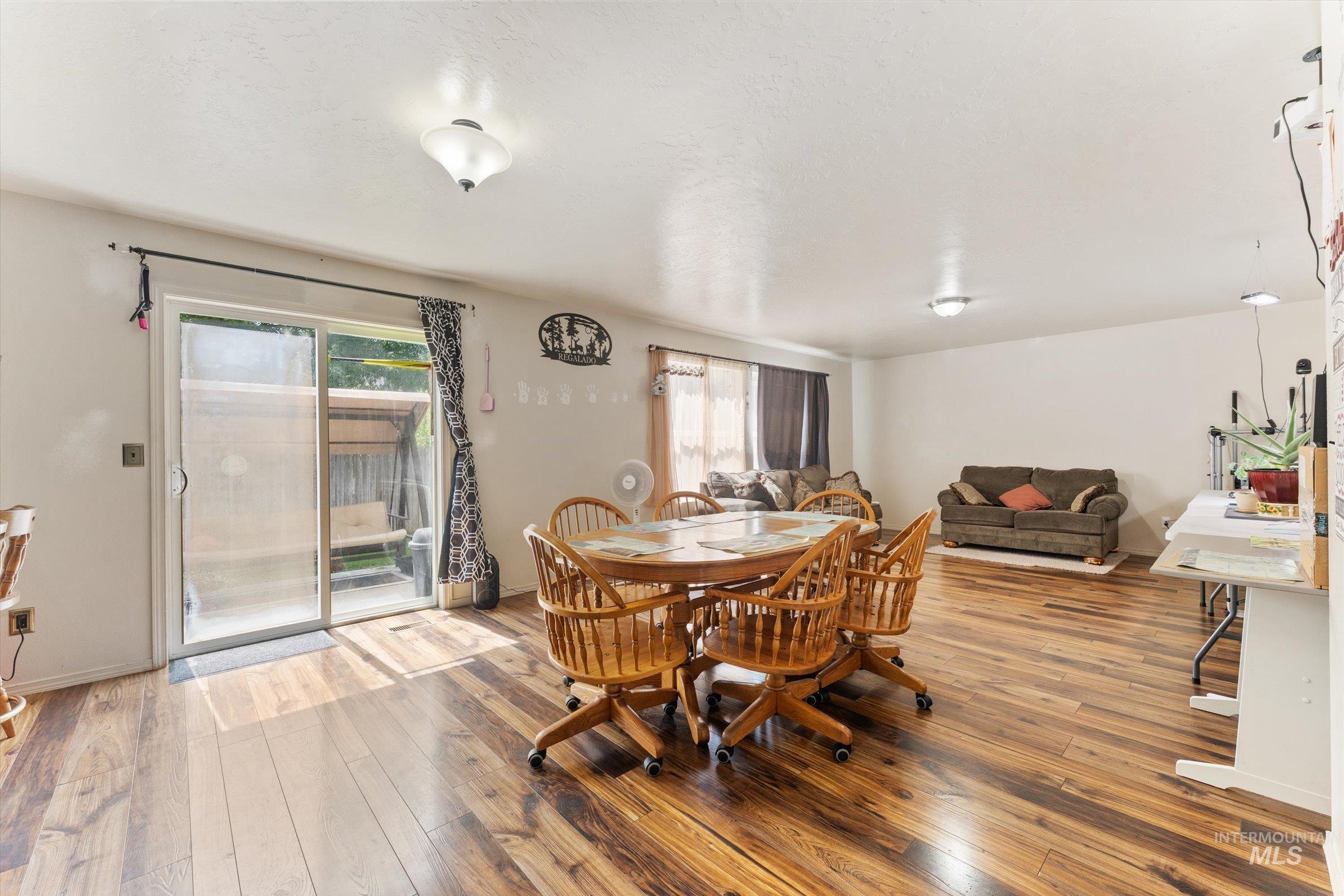 1577 Gold Street, Middleton, Idaho 83644, 5 Bedrooms, 2.5 Bathrooms, Residential For Sale, Price $500,000, 98999813