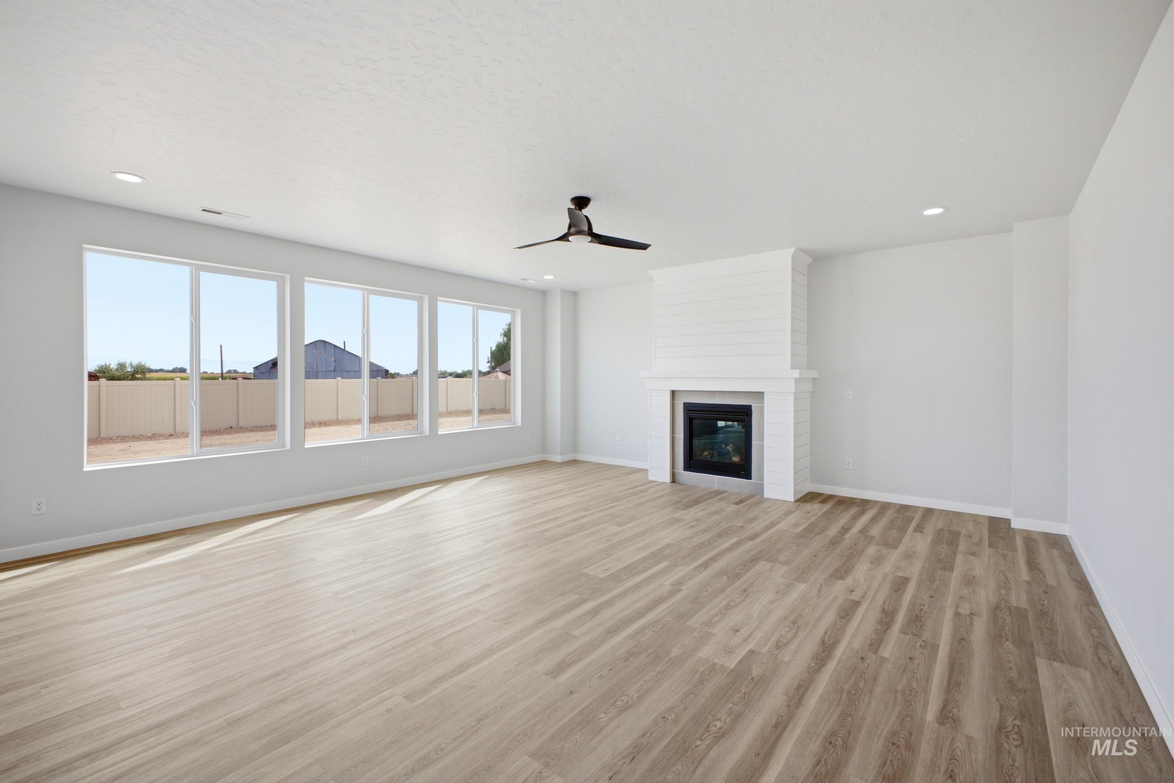 3202 W Animas Creek Dr, Kuna, Idaho 83634, 4 Bedrooms, 3.5 Bathrooms, Residential For Sale, Price $754,990, 98999815
