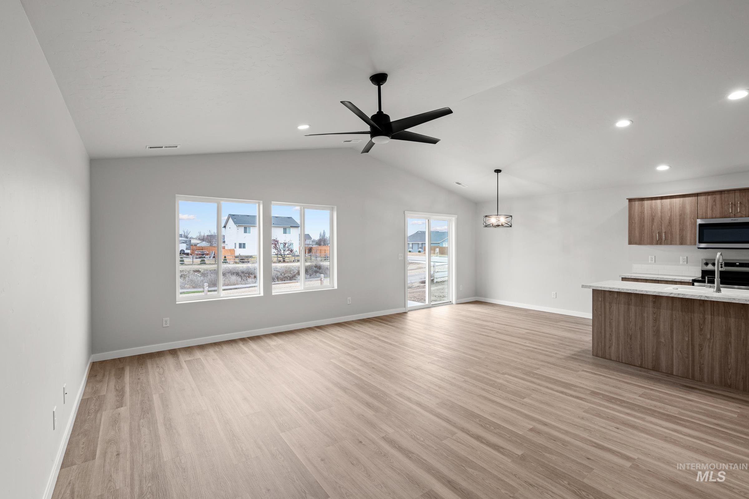 3166 W Taiban Creek Dr, Kuna, Idaho 83634, 3 Bedrooms, 2 Bathrooms, Residential For Sale, Price $429,990, 98999817