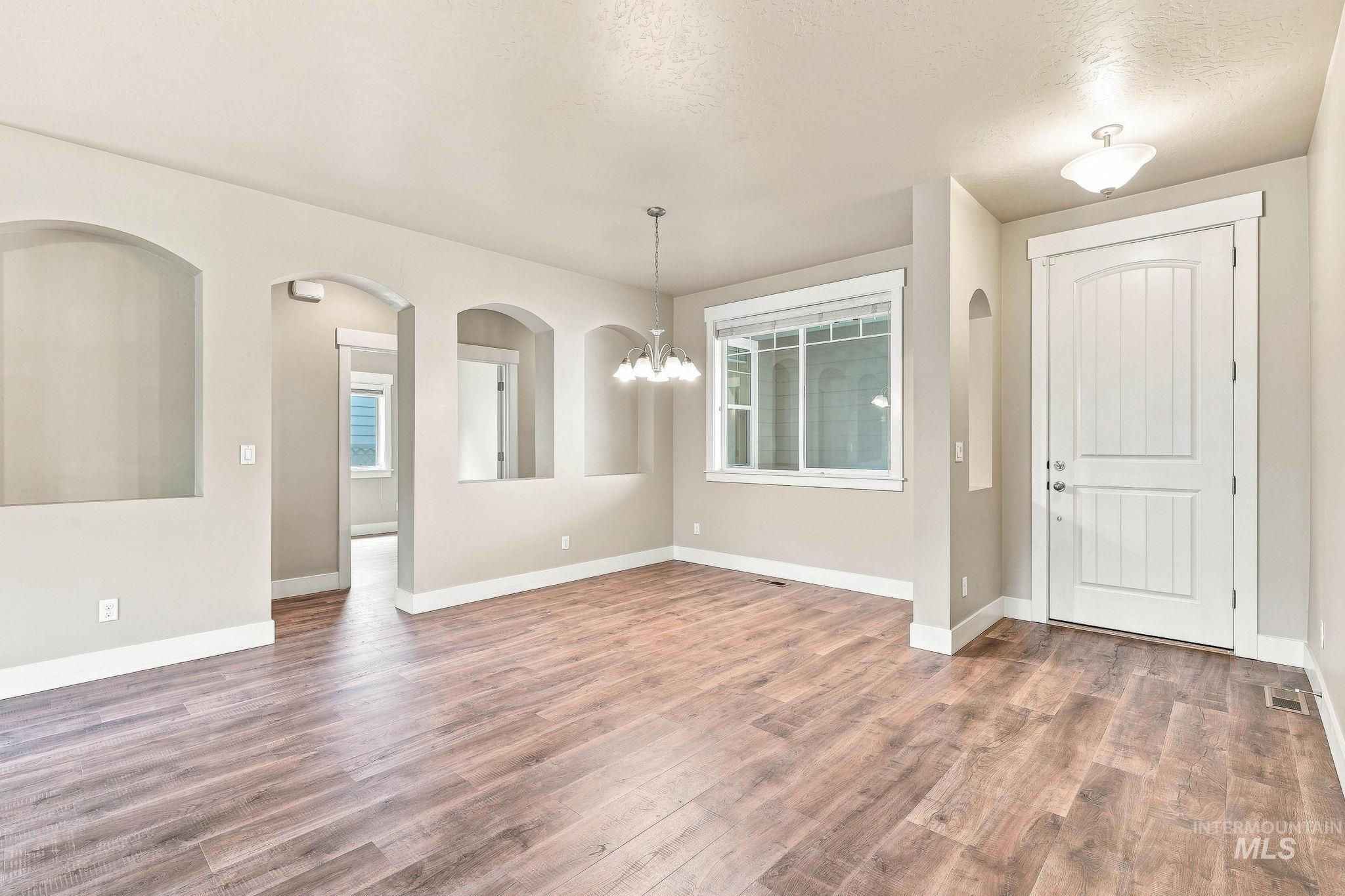 2739 W Tenuta St, Meridian, Idaho 83646, 3 Bedrooms, 2 Bathrooms, Residential For Sale, Price $639,900, 98999818