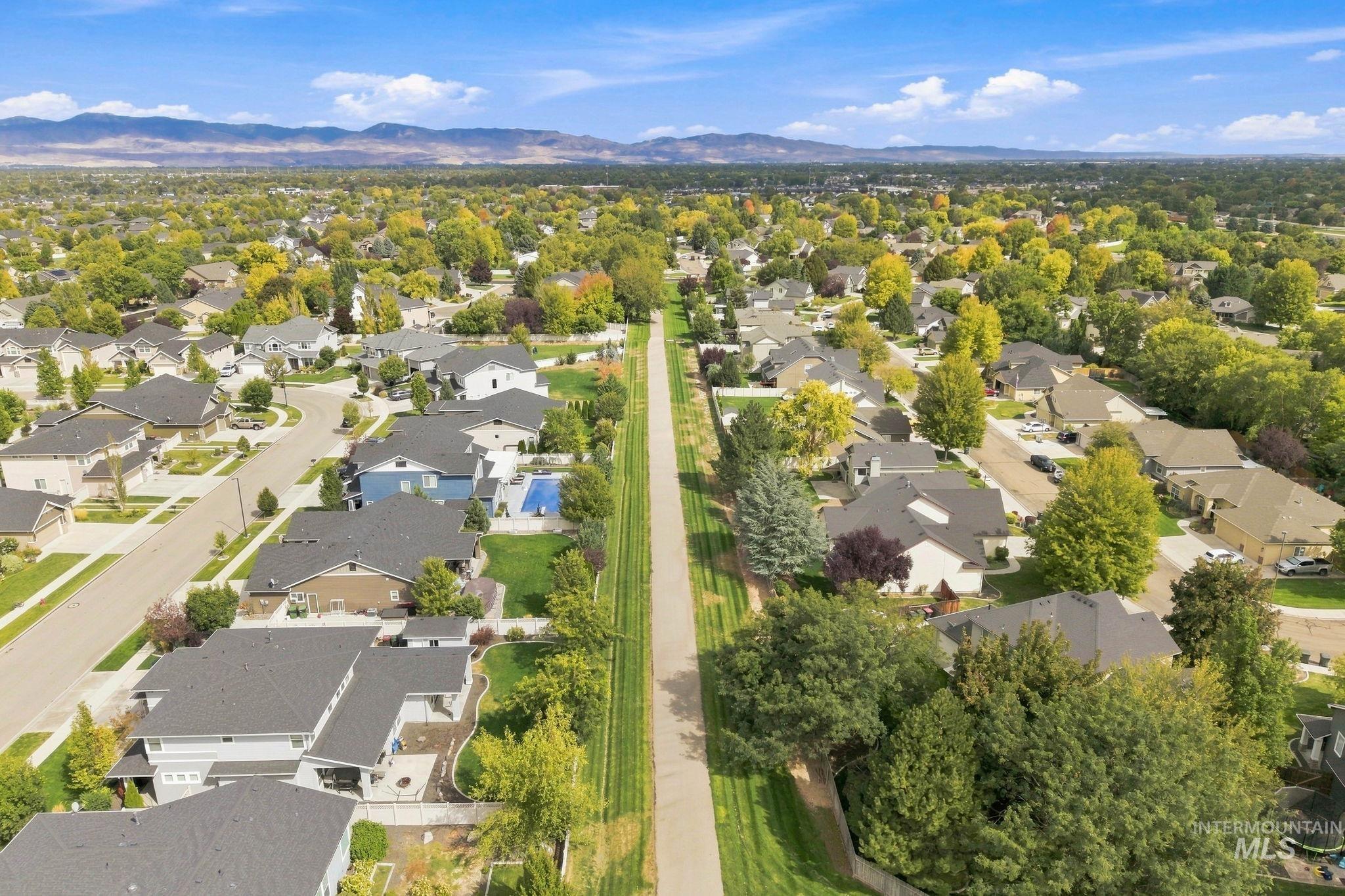 2739 W Tenuta St, Meridian, Idaho 83646, 3 Bedrooms, 2 Bathrooms, Residential For Sale, Price $639,900,MLS 98999818