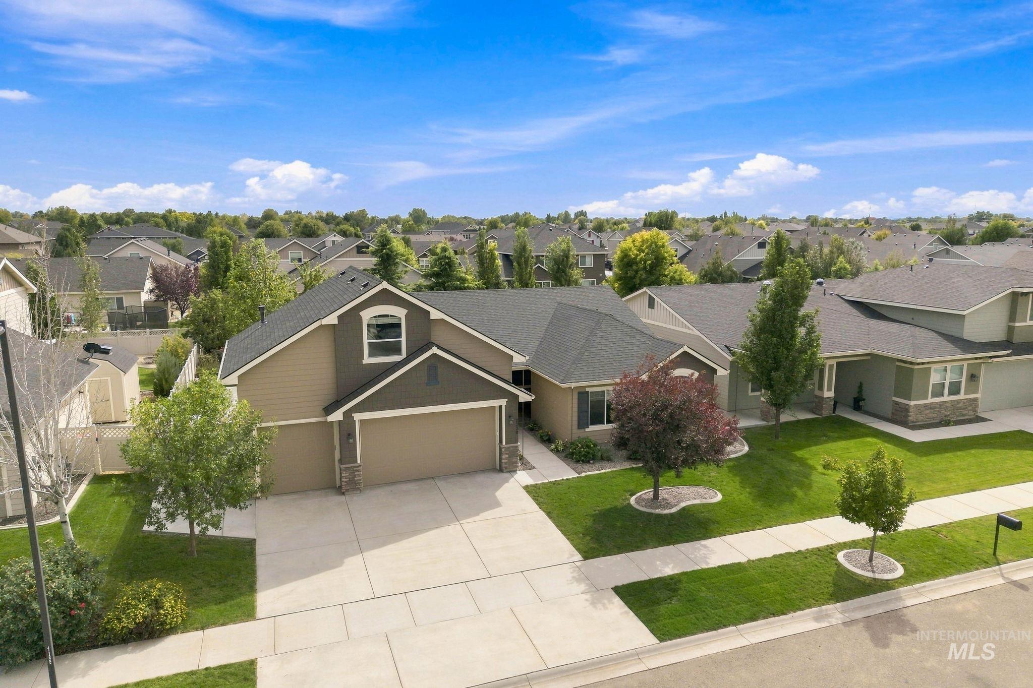 2739 W Tenuta St, Meridian, Idaho 83646, 3 Bedrooms, 2 Bathrooms, Residential For Sale, Price $639,900, 98999818