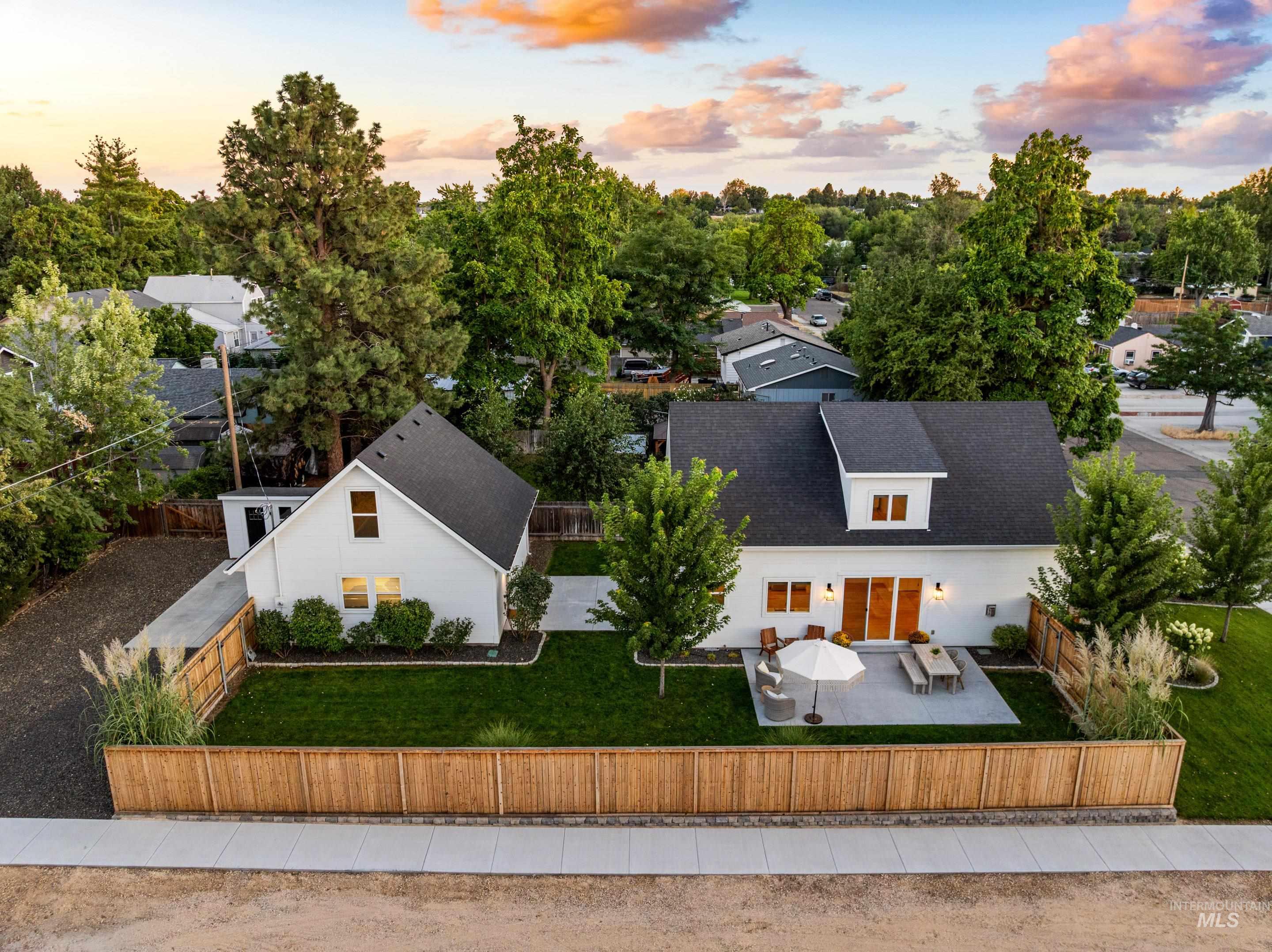 1998 S Atlantic St, Boise, Idaho 83705, 3 Bedrooms, 2.5 Bathrooms, Residential For Sale, Price $725,000, 98999821