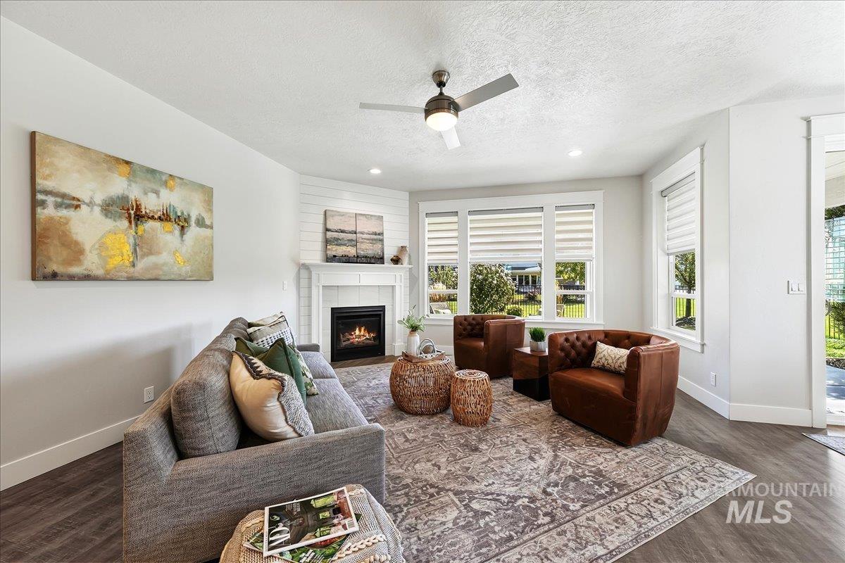 3901 E Woodville Dr., Meridian, Idaho 83642, 4 Bedrooms, 3 Bathrooms, Residential For Sale, Price $849,900, 98999822