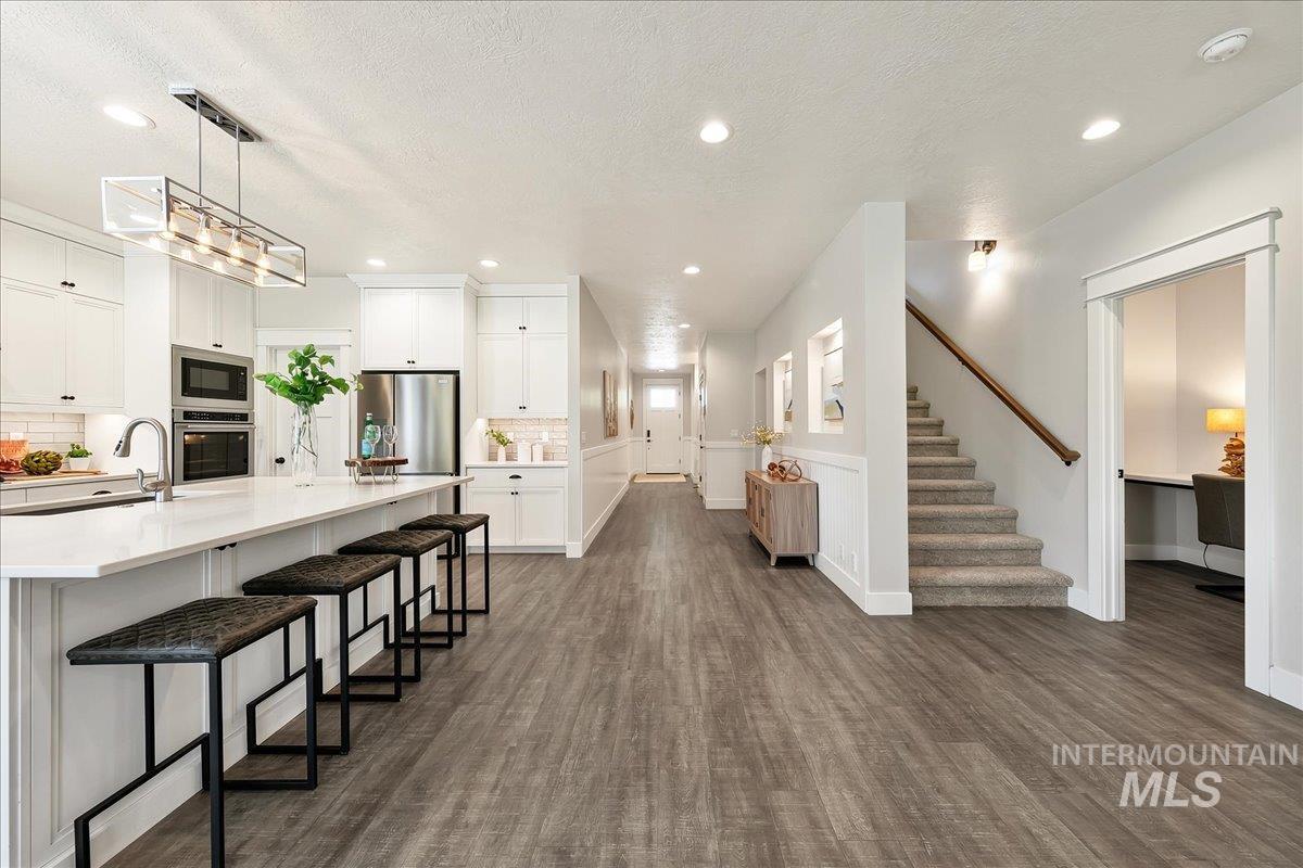 3901 E Woodville Dr., Meridian, Idaho 83642, 4 Bedrooms, 3 Bathrooms, Residential For Sale, Price $849,900, 98999822