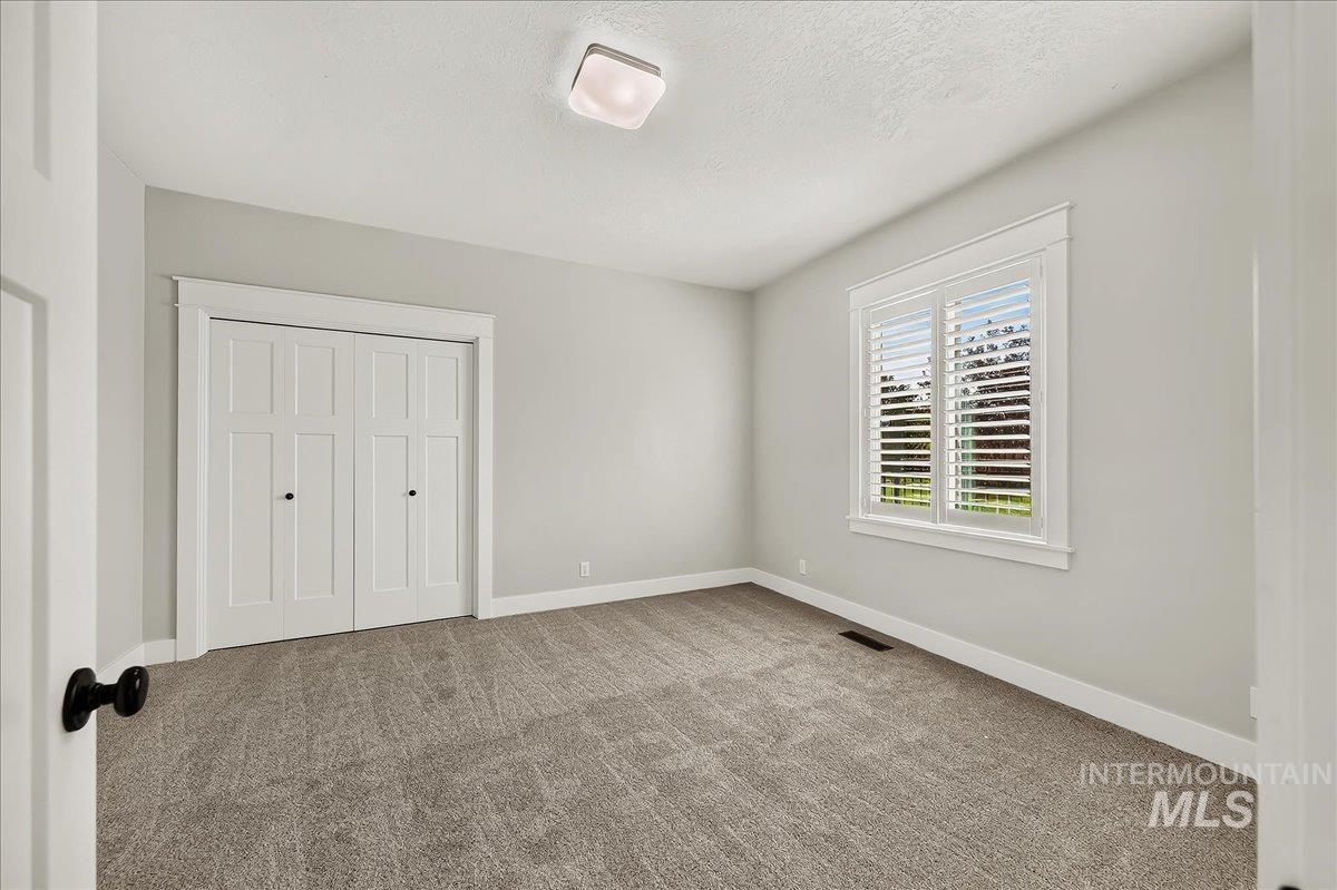 3901 E Woodville Dr., Meridian, Idaho 83642, 4 Bedrooms, 3 Bathrooms, Residential For Sale, Price $849,900, 98999822
