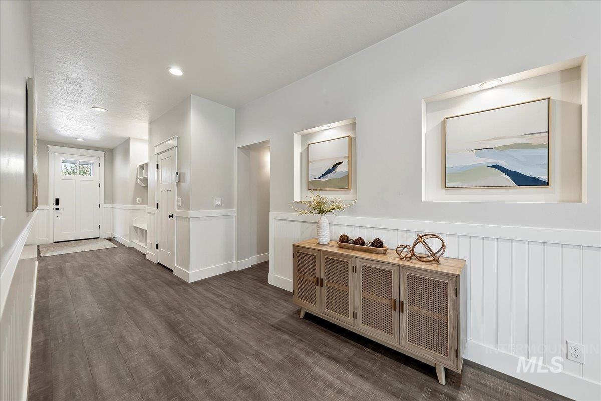 3901 E Woodville Dr., Meridian, Idaho 83642, 4 Bedrooms, 3 Bathrooms, Residential For Sale, Price $849,900, 98999822