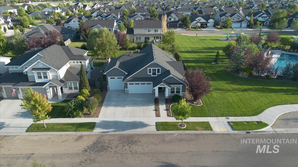 3901 E Woodville Dr., Meridian, Idaho 83642, 4 Bedrooms, 3 Bathrooms, Residential For Sale, Price $849,900, 98999822
