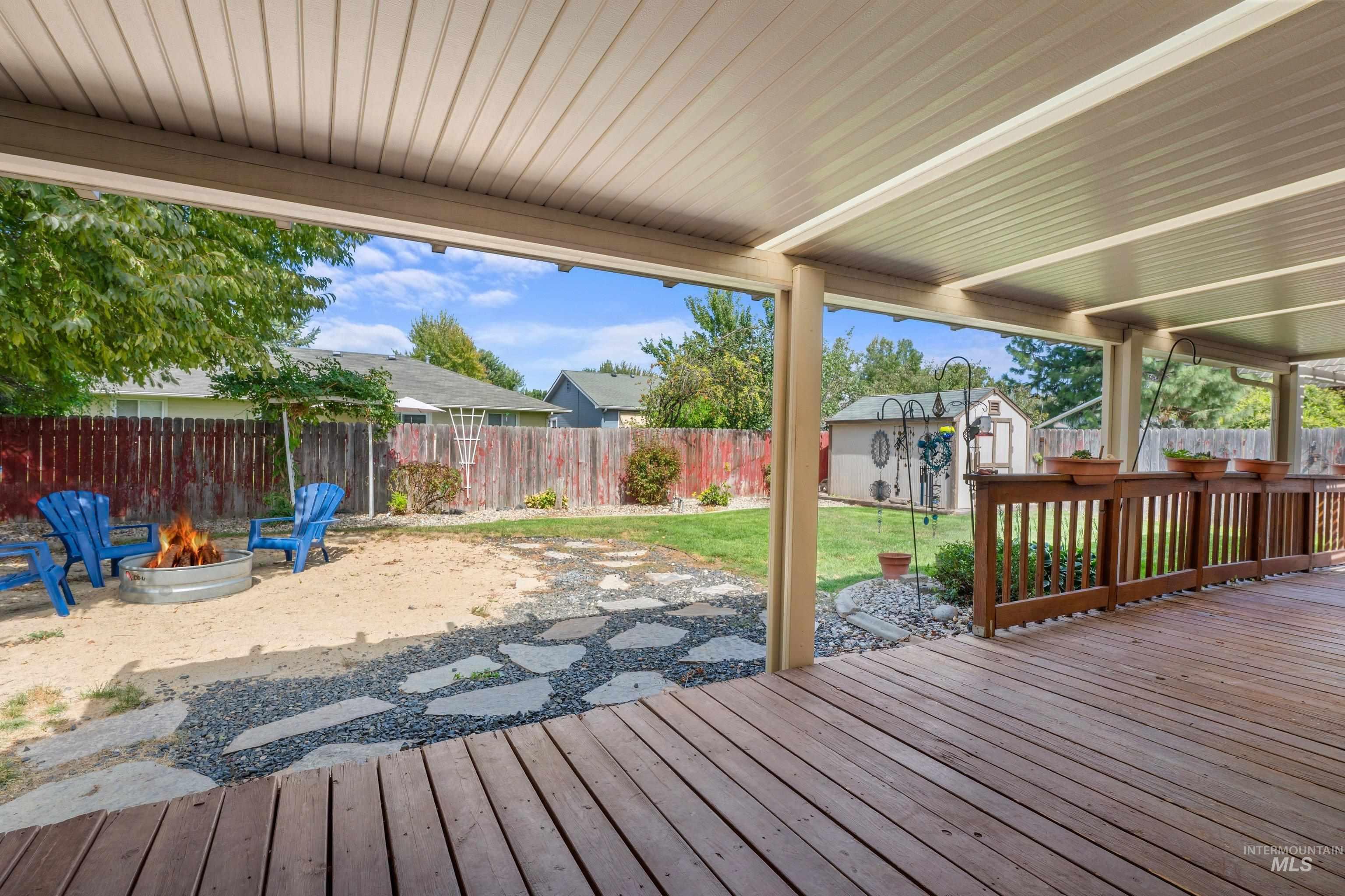 13664 W Meadowdale Dr, Boise, Idaho 83713, 3 Bedrooms, 2 Bathrooms, Residential For Sale, Price $434,900, 98999824