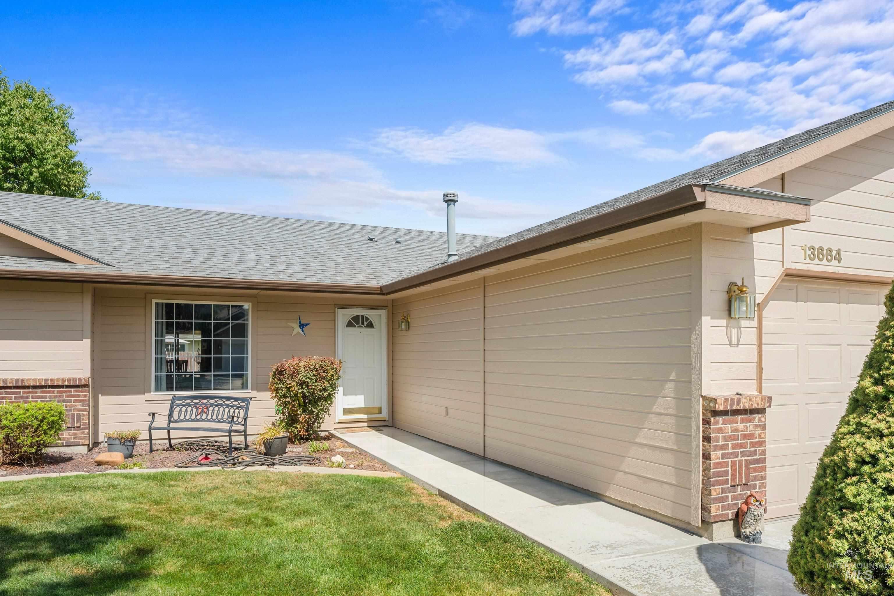 13664 W Meadowdale Dr, Boise, Idaho 83713, 3 Bedrooms, 2 Bathrooms, Residential For Sale, Price $434,900, 98999824