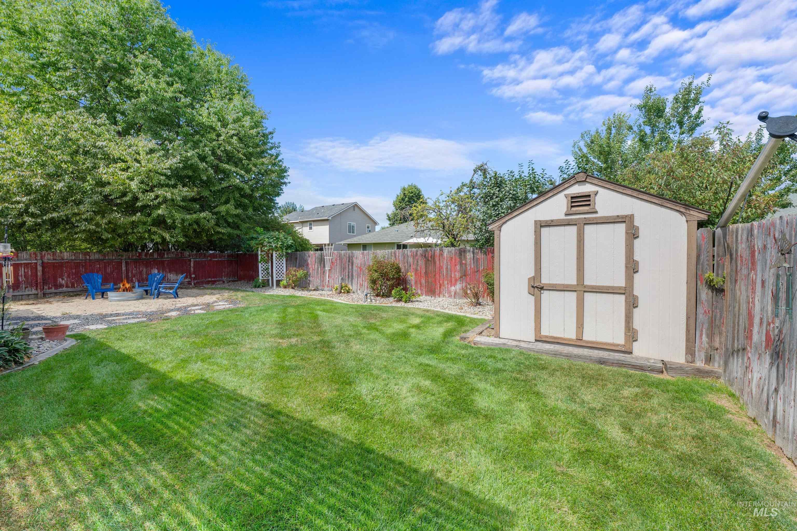 13664 W Meadowdale Dr, Boise, Idaho 83713, 3 Bedrooms, 2 Bathrooms, Residential For Sale, Price $434,900, 98999824