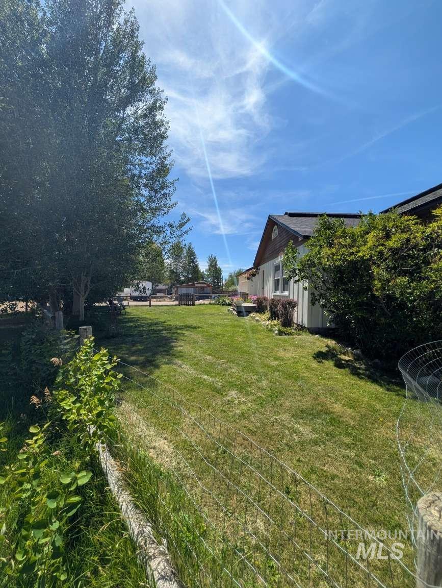 933 Baldwin Ln, Fairfield, Idaho 83327, 3 Bedrooms, 2 Bathrooms, Residential For Sale, Price $375,000, 98999826