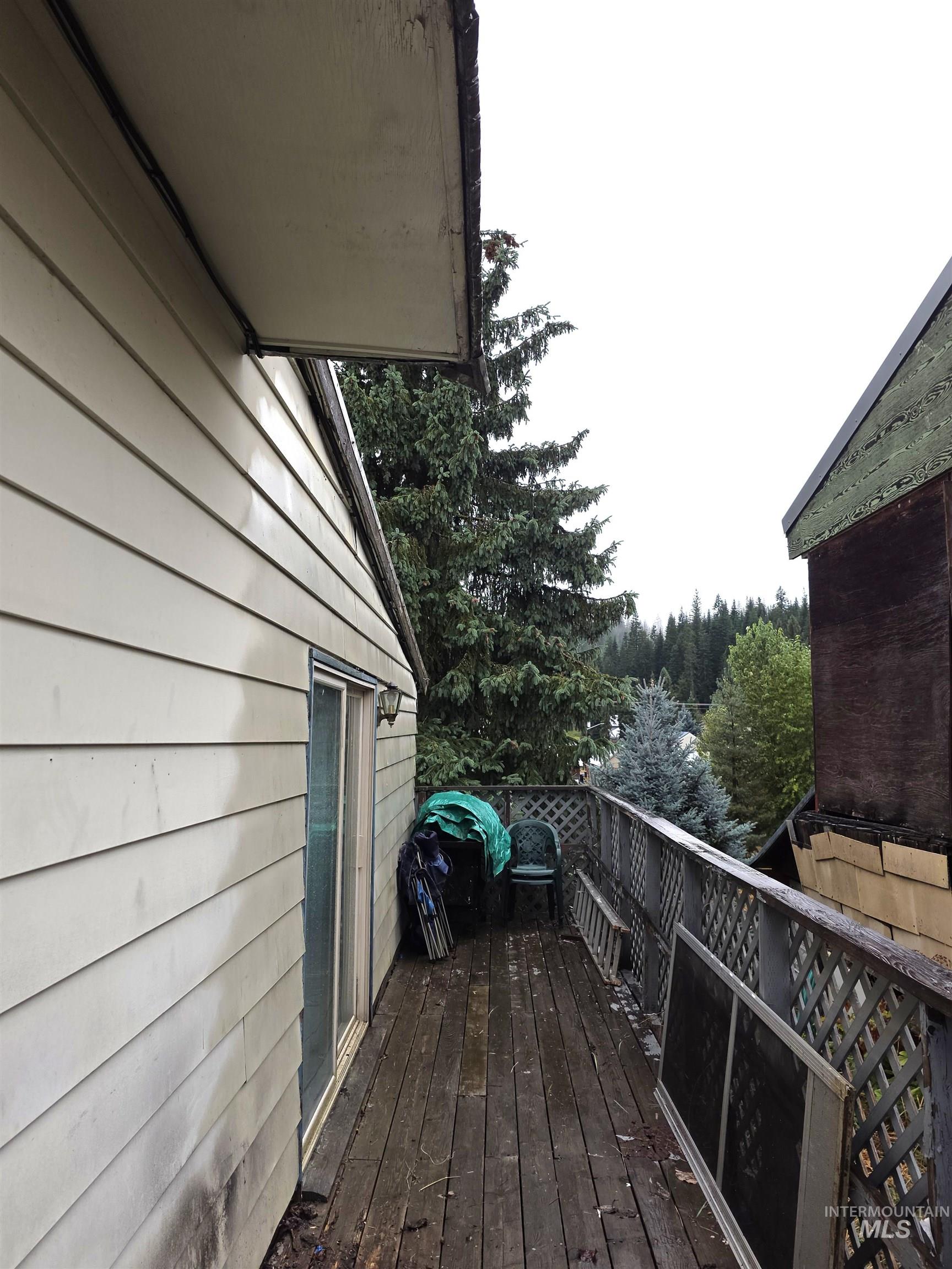 204 Clearwater, Orofino, Idaho 83544, 2 Bedrooms, 1 Bathroom, Residential Income For Sale, Price $205,000, 98999837