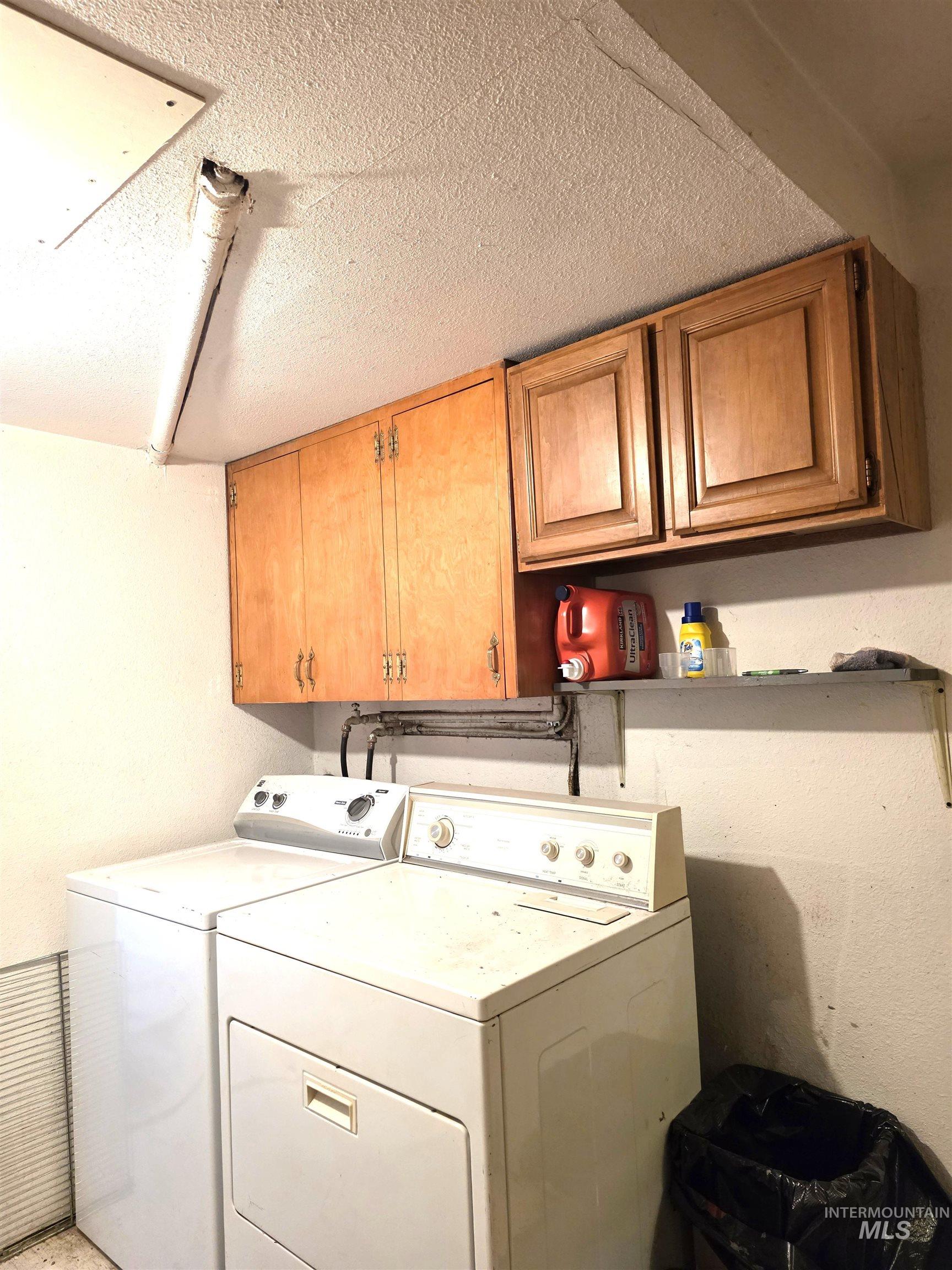 204 Clearwater, Orofino, Idaho 83544, 2 Bedrooms, 1 Bathroom, Residential Income For Sale, Price $205,000, 98999837