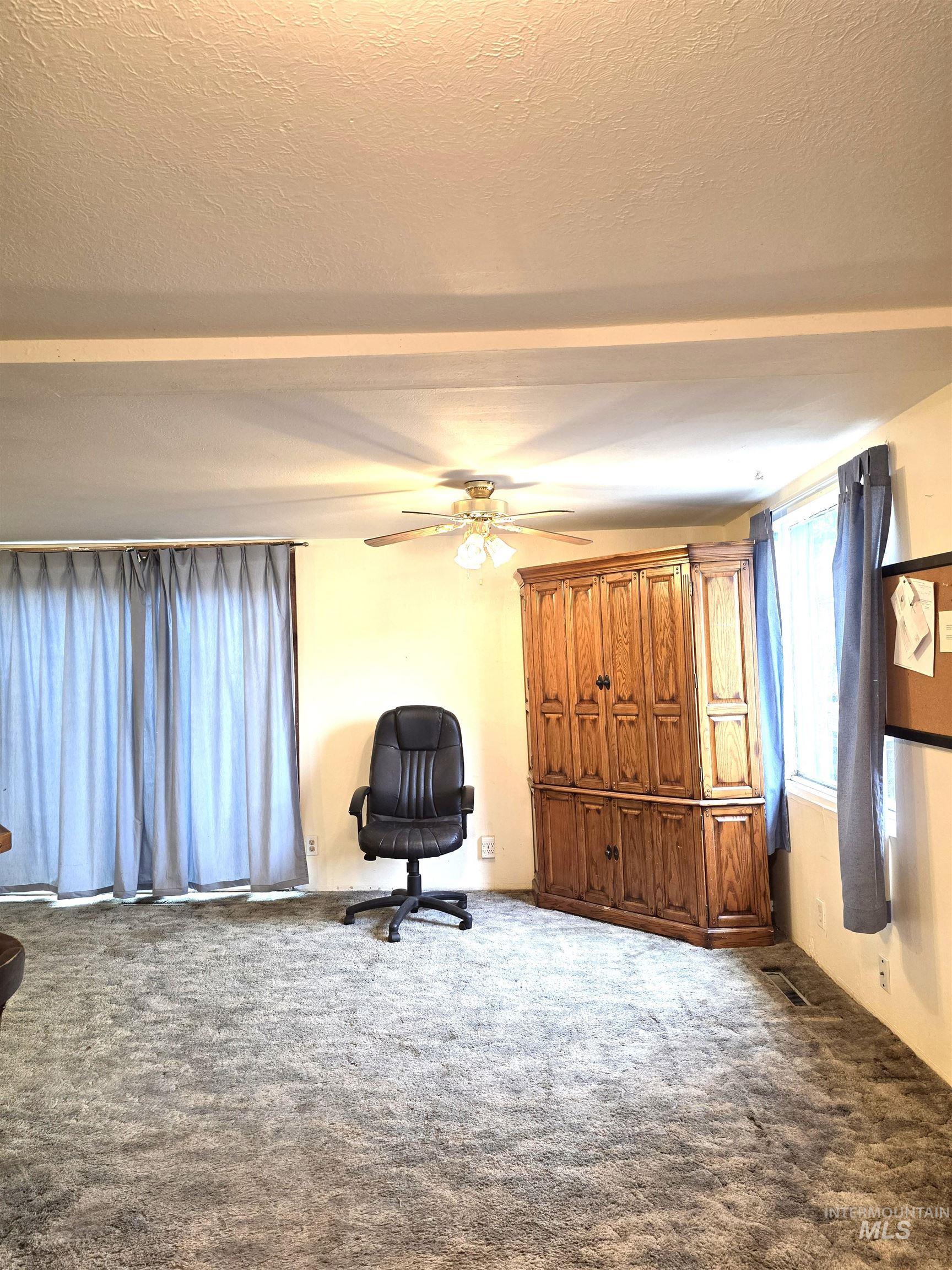204 Clearwater, Orofino, Idaho 83544, 2 Bedrooms, 1 Bathroom, Residential Income For Sale, Price $205,000, 98999837