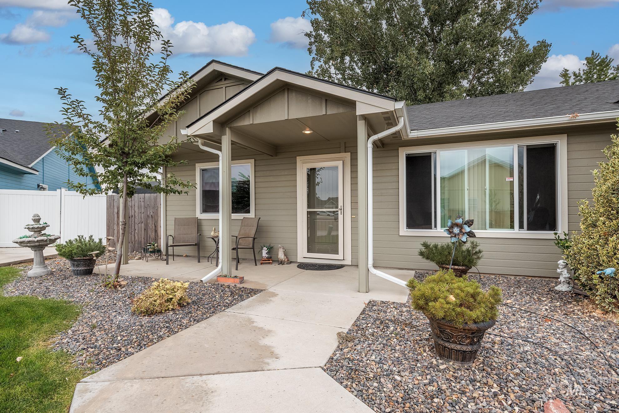 1037 W Butterfield, Weiser, Idaho 83672, 3 Bedrooms, 2 Bathrooms, Residential For Sale, Price $338,000, 98999843