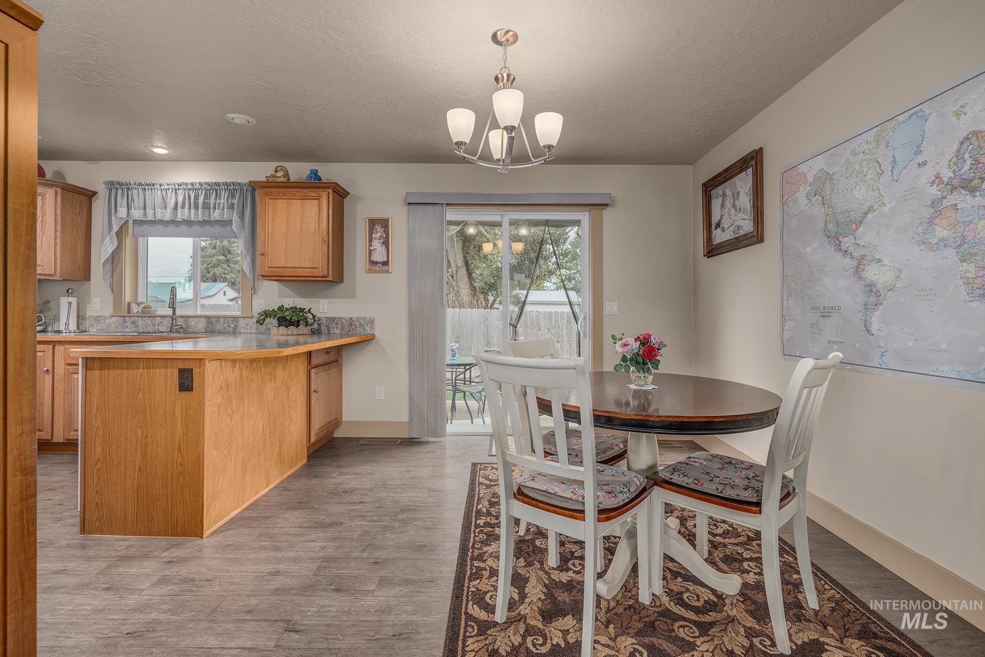 1037 W Butterfield, Weiser, Idaho 83672, 3 Bedrooms, 2 Bathrooms, Residential For Sale, Price $338,000, 98999843