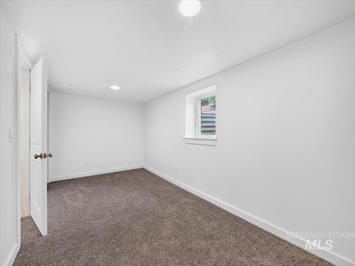 315 N Boise Ave, Emmett, Idaho 83617, 3 Bedrooms, 2 Bathrooms, Residential For Sale, Price $339,990, 98999854