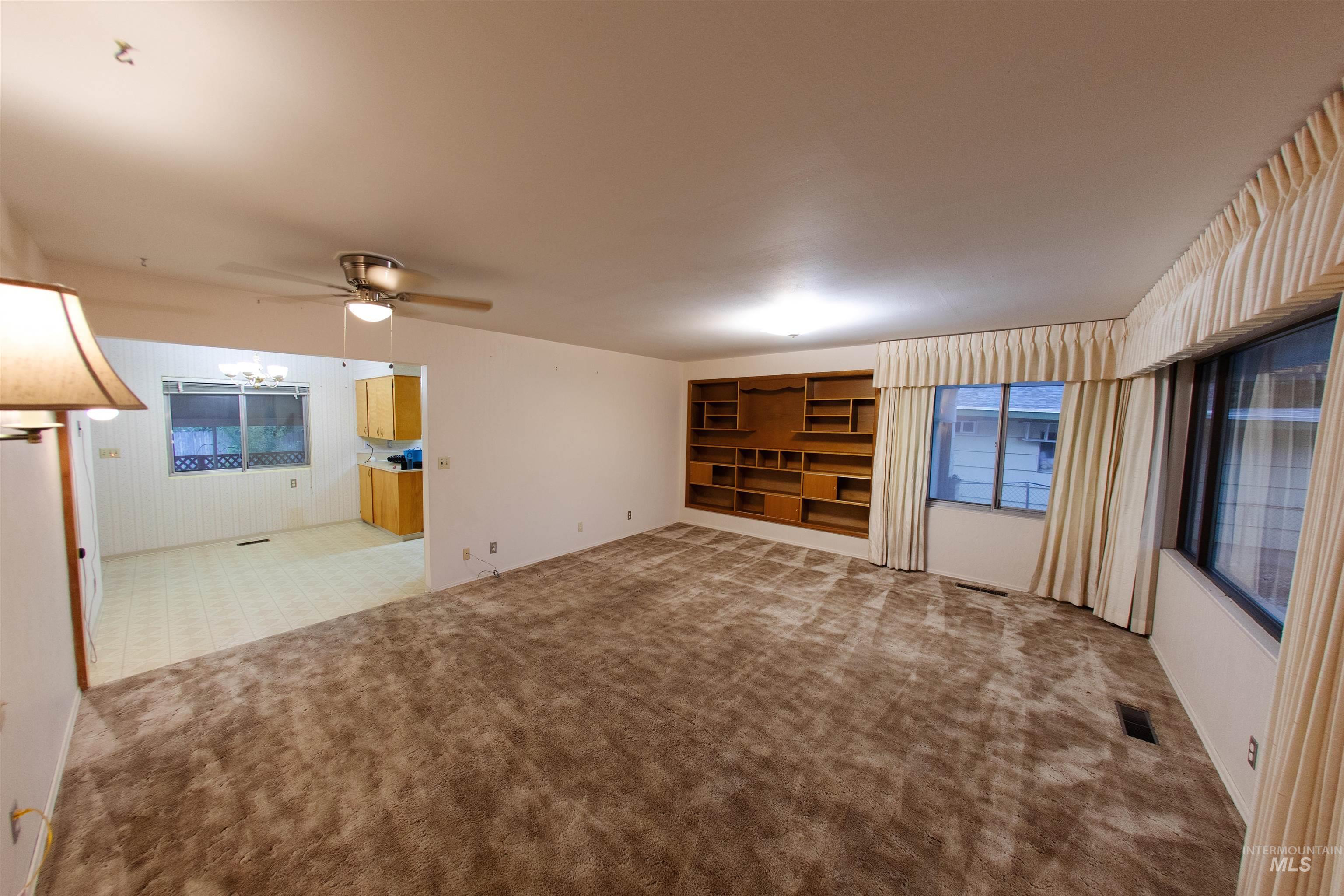 1546 N 4th Street, Payette, Idaho 83661, 3 Bedrooms, 2 Bathrooms, Residential For Sale, Price $373,500, 98999859