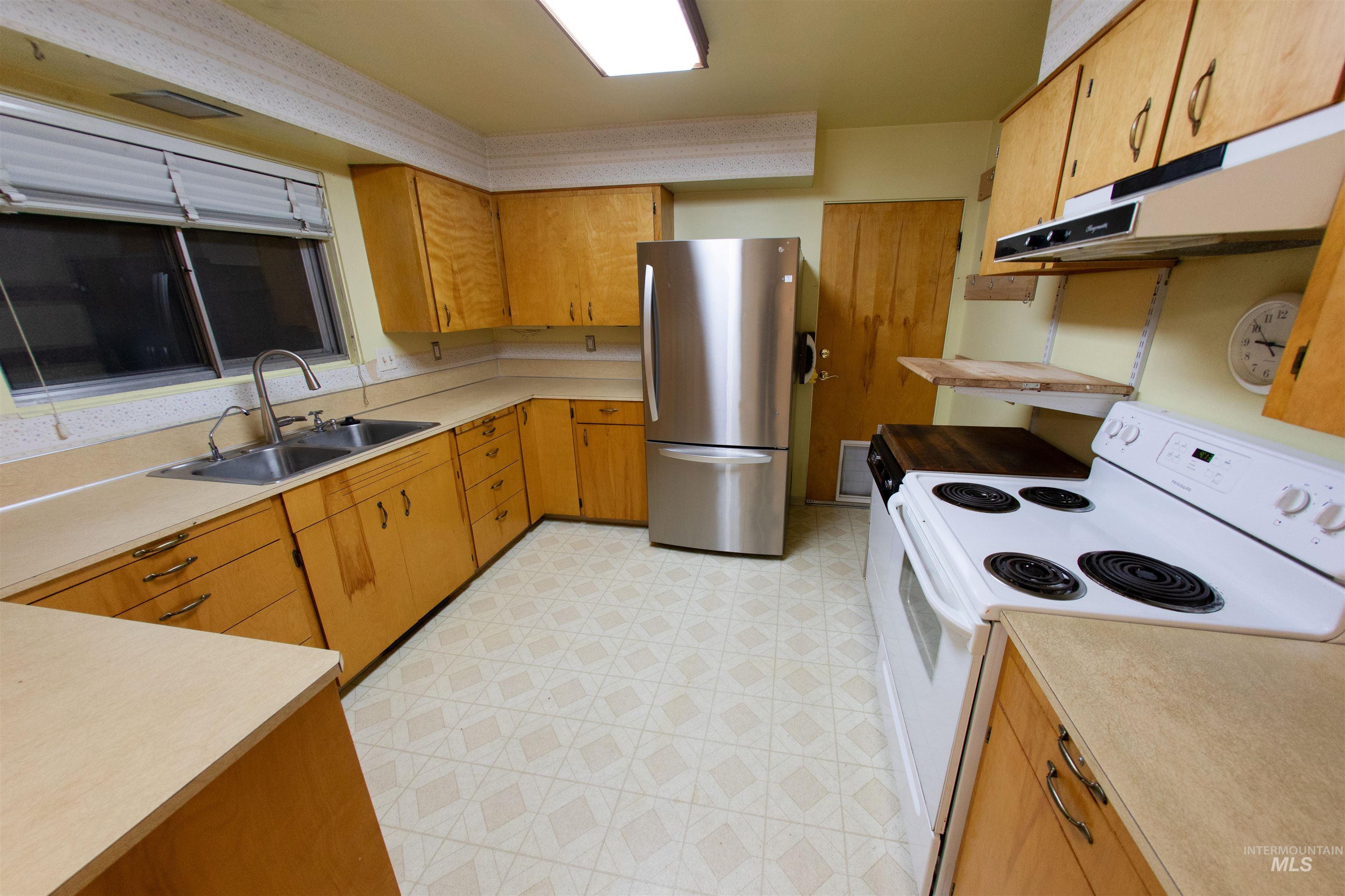 1546 N 4th Street, Payette, Idaho 83661, 3 Bedrooms, 2 Bathrooms, Residential For Sale, Price $373,500, 98999859