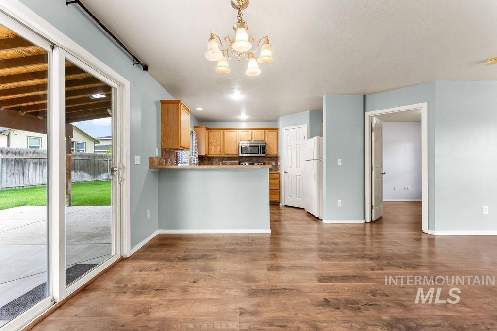 3936 E Clear Springs Dr, Nampa, Idaho 83686, 4 Bedrooms, 2.5 Bathrooms, Residential For Sale, Price $389,900, 98999867