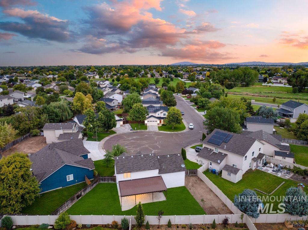 3936 E Clear Springs Dr, Nampa, Idaho 83686, 4 Bedrooms, 2.5 Bathrooms, Residential For Sale, Price $389,900, 98999867