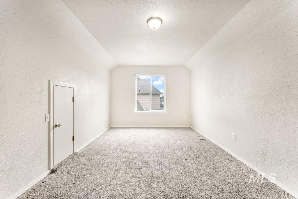 3936 E Clear Springs Dr, Nampa, Idaho 83686, 4 Bedrooms, 2.5 Bathrooms, Residential For Sale, Price $389,900, 98999867