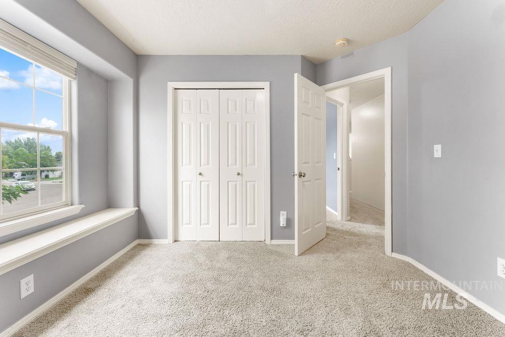 3936 E Clear Springs Dr, Nampa, Idaho 83686, 4 Bedrooms, 2.5 Bathrooms, Residential For Sale, Price $389,900, 98999867
