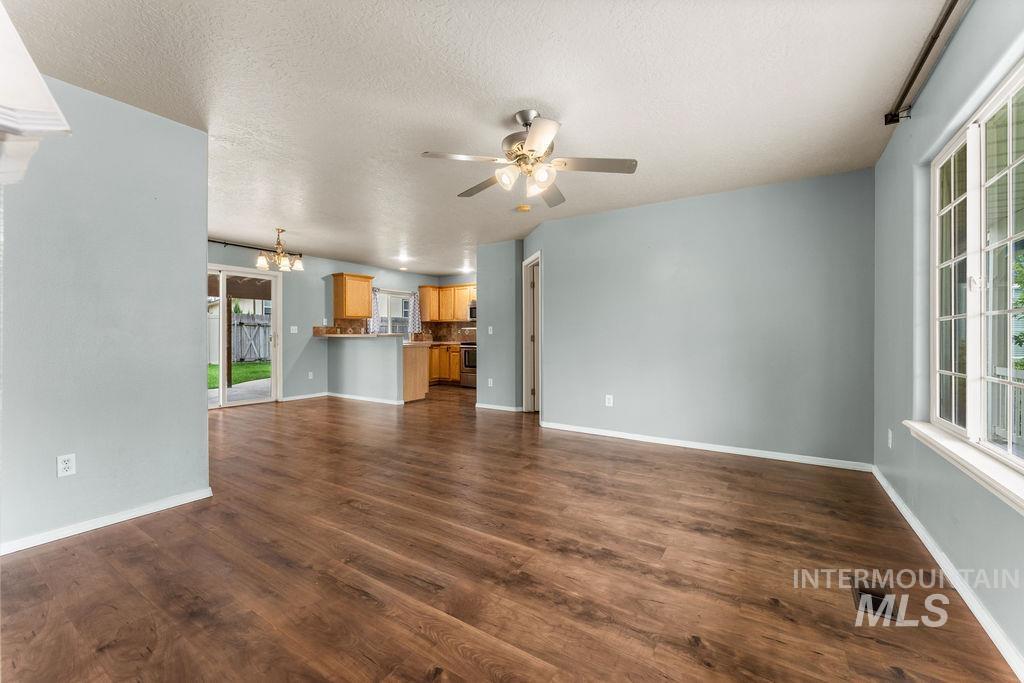 3936 E Clear Springs Dr, Nampa, Idaho 83686, 4 Bedrooms, 2.5 Bathrooms, Residential For Sale, Price $389,900, 98999867