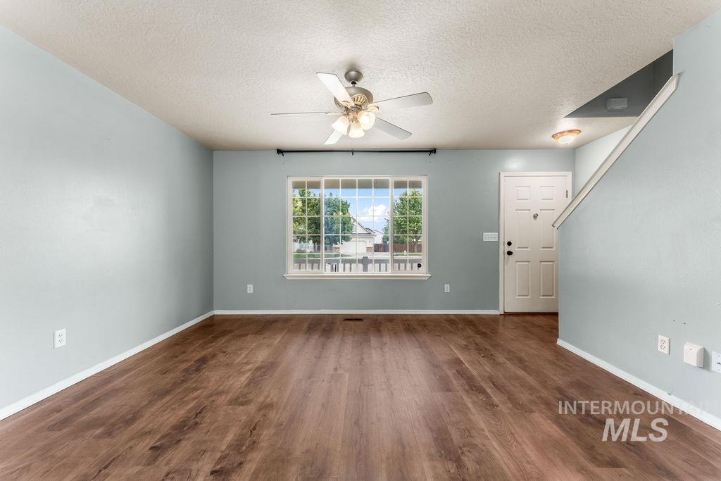 3936 E Clear Springs Dr, Nampa, Idaho 83686, 4 Bedrooms, 2.5 Bathrooms, Residential For Sale, Price $389,900, 98999867