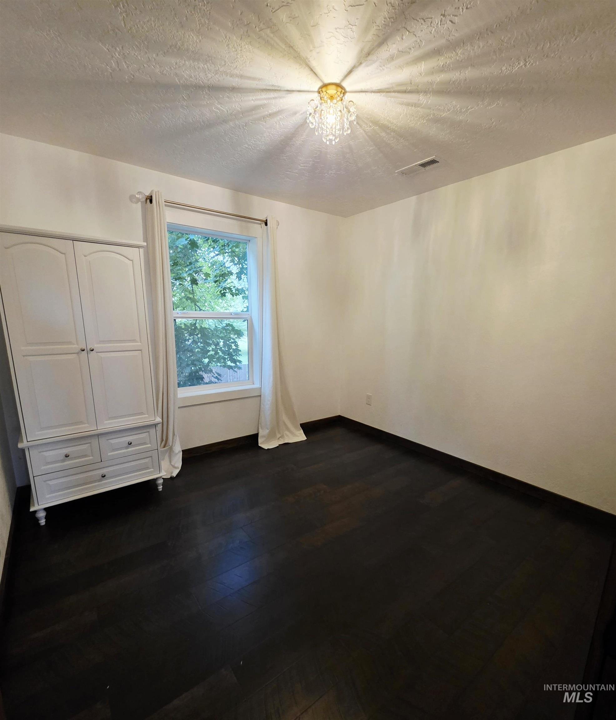 1330 Birch Ave, Lewiston, Idaho 83501, 2 Bedrooms, 2 Bathrooms, Residential For Sale, Price $385,000, 98999868
