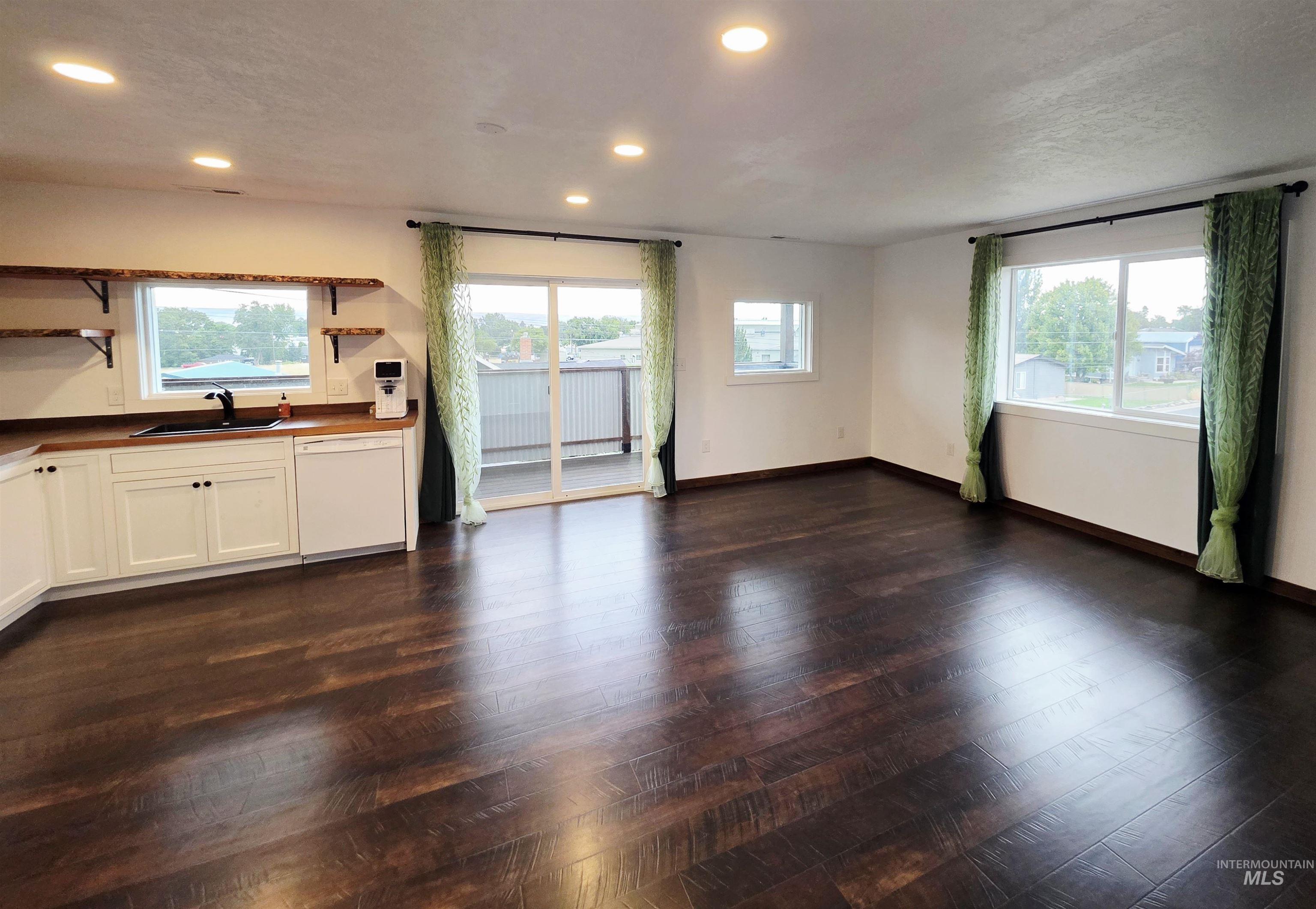 1330 Birch Ave, Lewiston, Idaho 83501, 2 Bedrooms, 2 Bathrooms, Residential For Sale, Price $385,000, 98999868