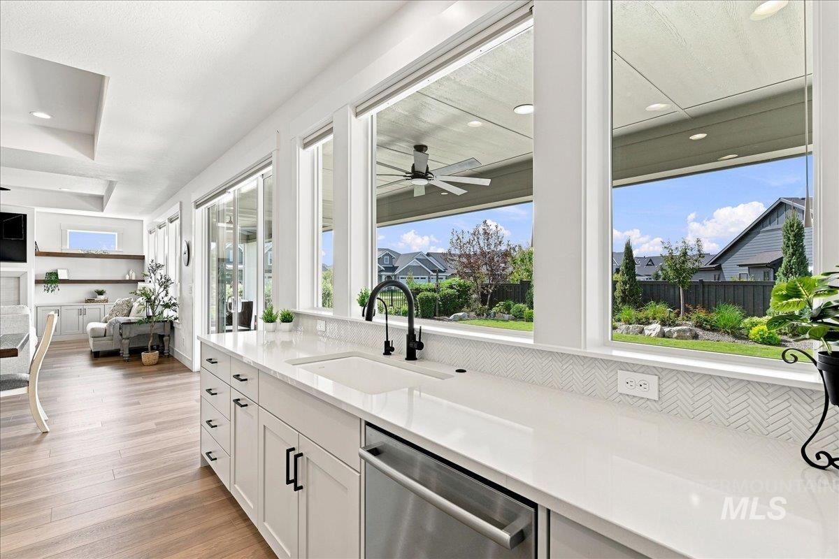 4173 N Bolero Ave, Meridian, Idaho 83646, 3 Bedrooms, 2.5 Bathrooms, Residential For Sale, Price $719,900,MLS 98999872