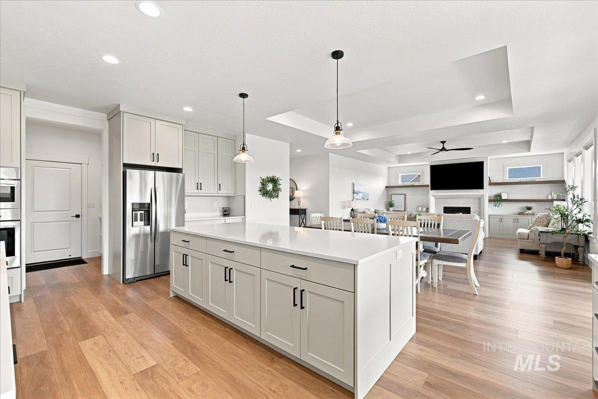 4173 N Bolero Ave, Meridian, Idaho 83646, 3 Bedrooms, 2.5 Bathrooms, Residential For Sale, Price $719,900,MLS 98999872