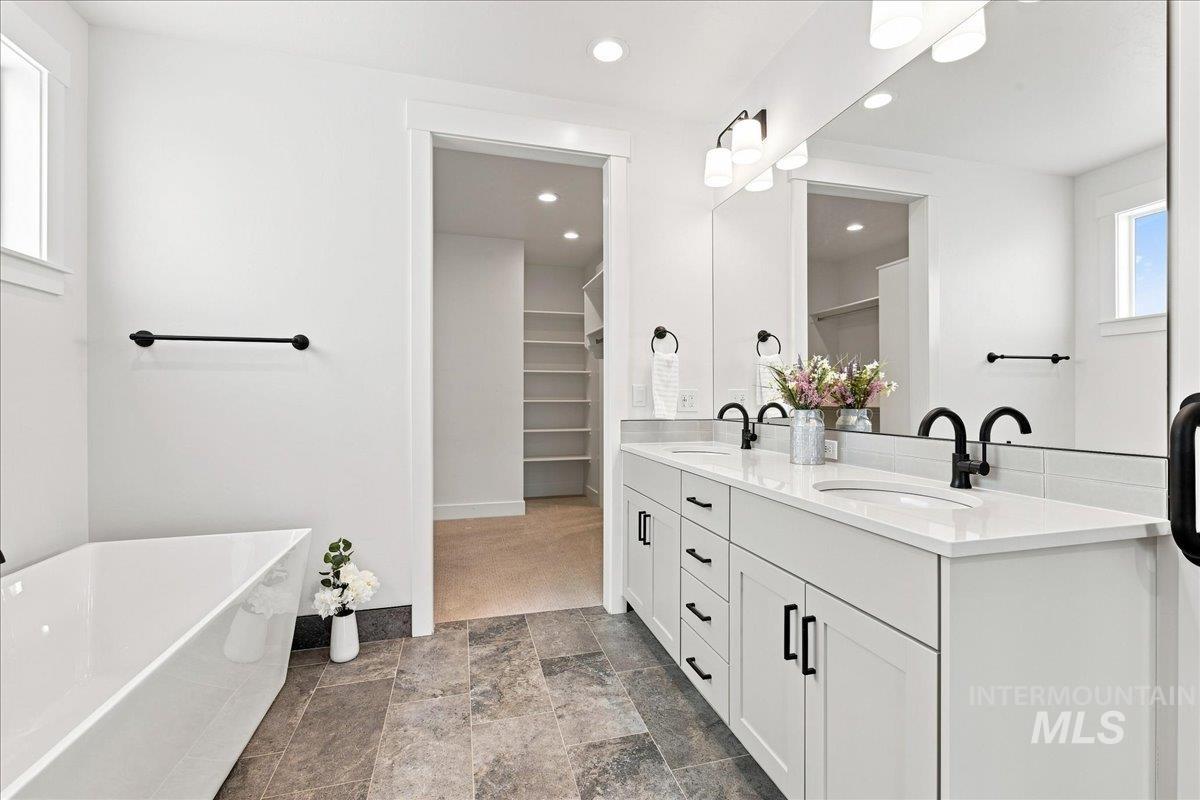 4173 N Bolero Ave, Meridian, Idaho 83646, 3 Bedrooms, 2.5 Bathrooms, Residential For Sale, Price $719,900,MLS 98999872