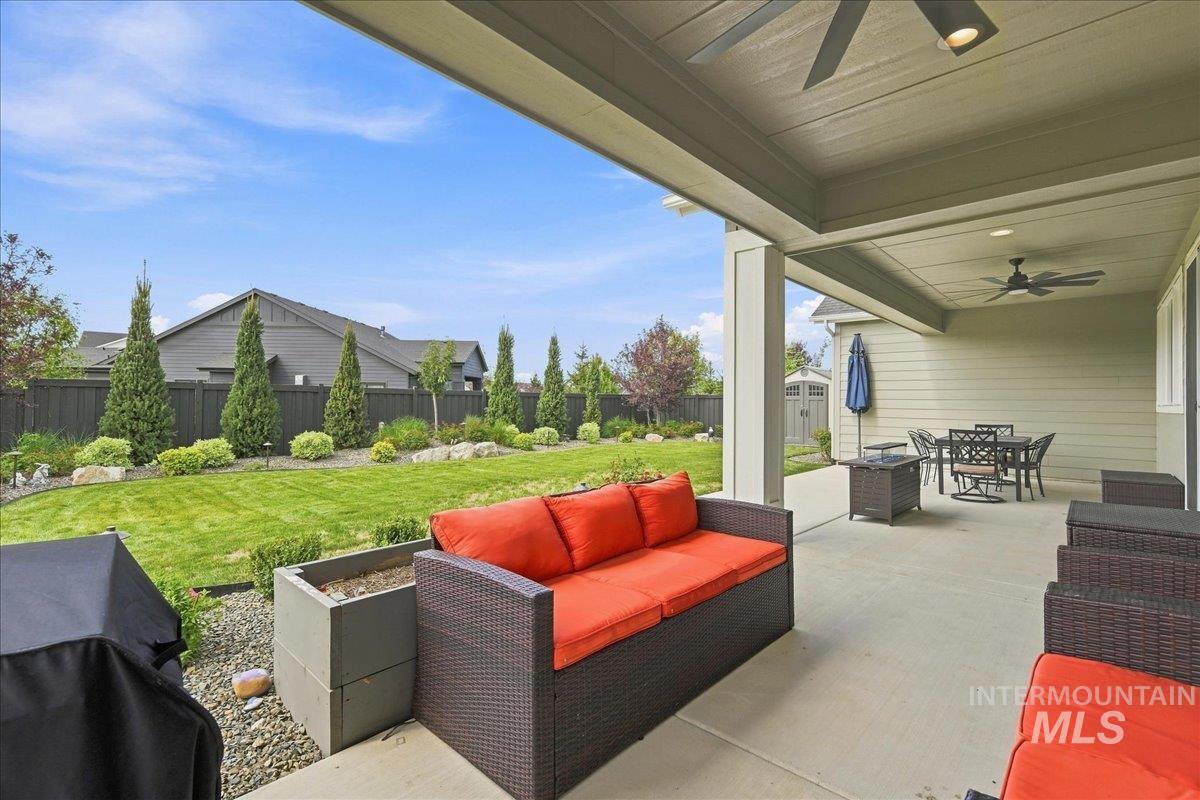 4173 N Bolero Ave, Meridian, Idaho 83646, 3 Bedrooms, 2.5 Bathrooms, Residential For Sale, Price $719,900,MLS 98999872