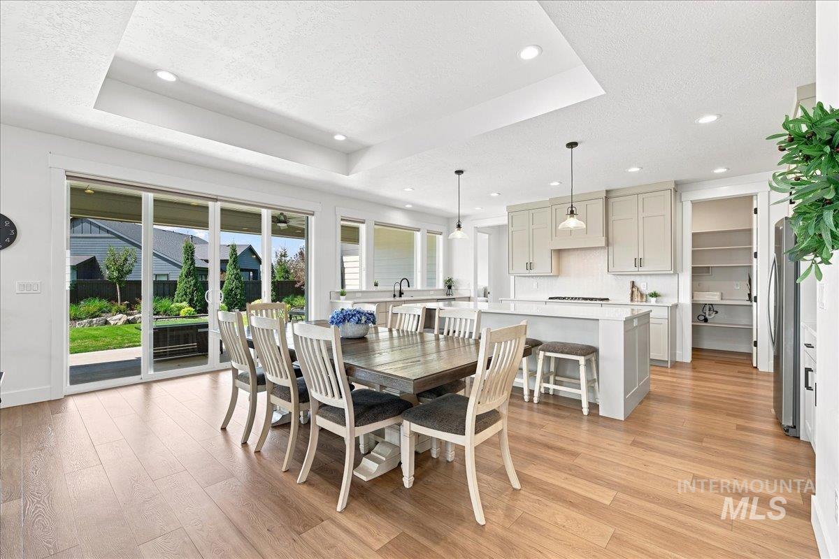 4173 N Bolero Ave, Meridian, Idaho 83646, 3 Bedrooms, 2.5 Bathrooms, Residential For Sale, Price $719,900,MLS 98999872