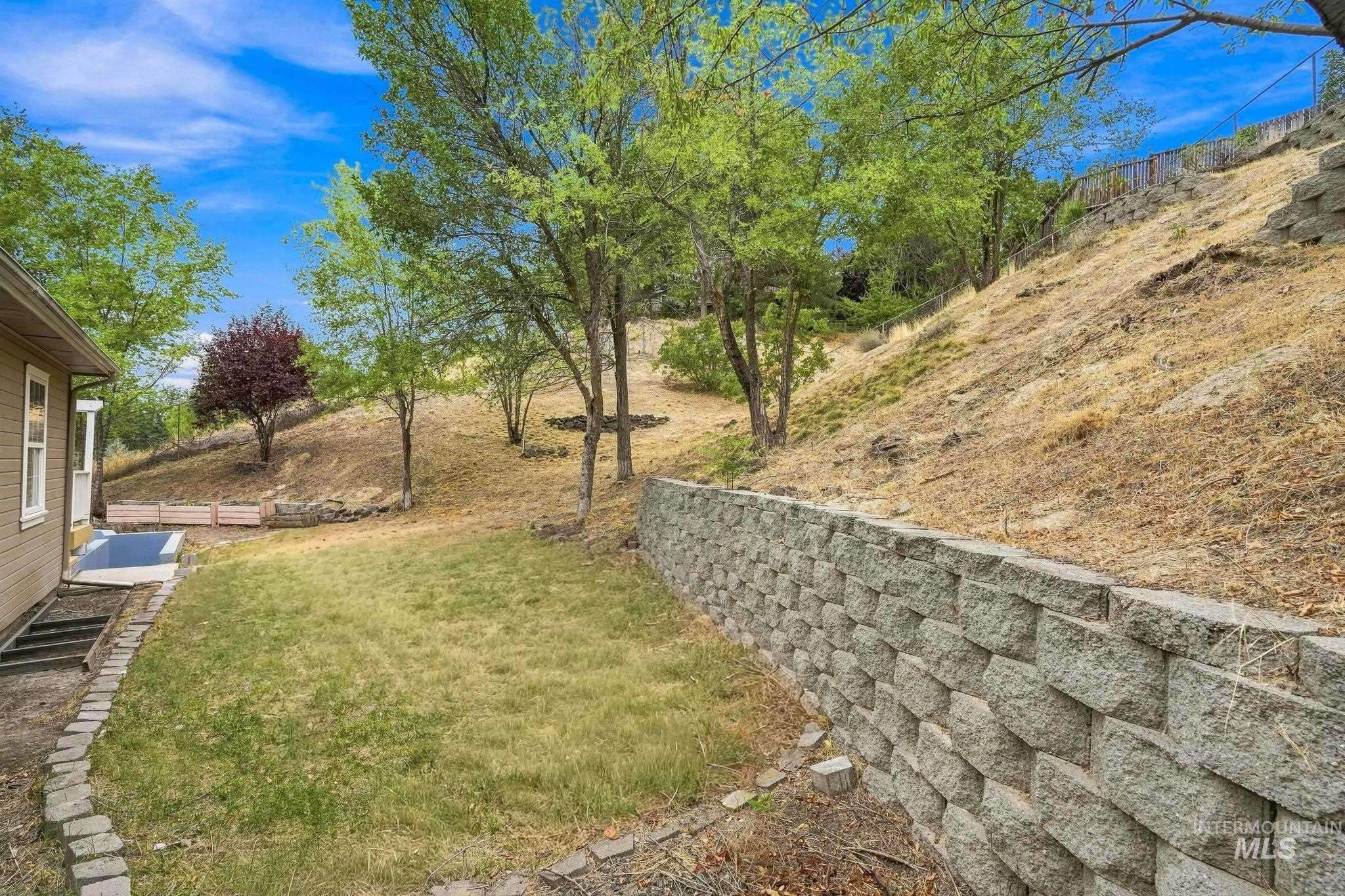 2442 W Hill Rd, Boise, Idaho 83702, 4 Bedrooms, 3 Bathrooms, Residential For Sale, Price $849,999,MLS 98999874