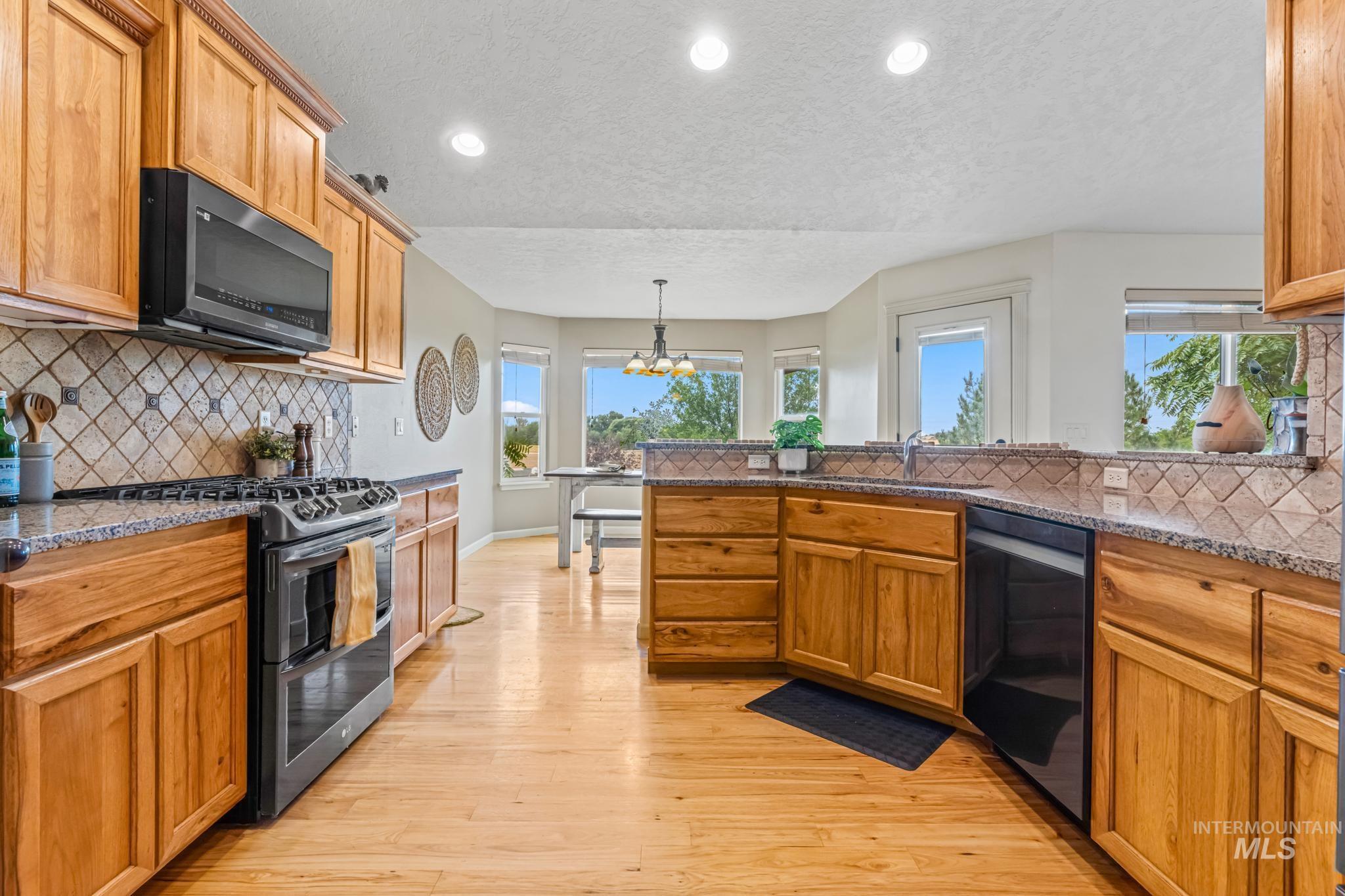 7967 S Rafael Way, Boise, Idaho 83709, 5 Bedrooms, 3 Bathrooms, Residential For Sale, Price $749,900,MLS 98999875