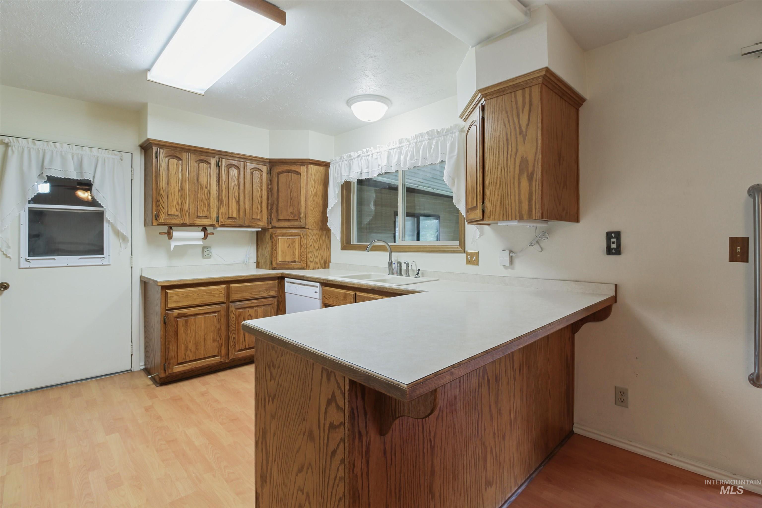 631 E 18th, Burley, Idaho 83318, 5 Bedrooms, 3 Bathrooms, Residential For Sale, Price $340,000, 98999877