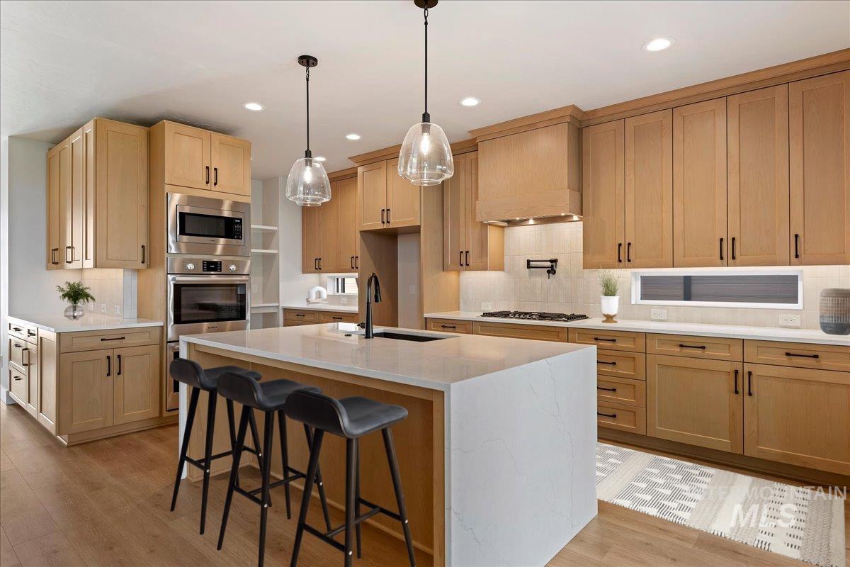 7715 W Flathead Lake St, Eagle, Idaho 83616, 6 Bedrooms, 4 Bathrooms, Residential For Sale, Price $1,299,900, 98999879