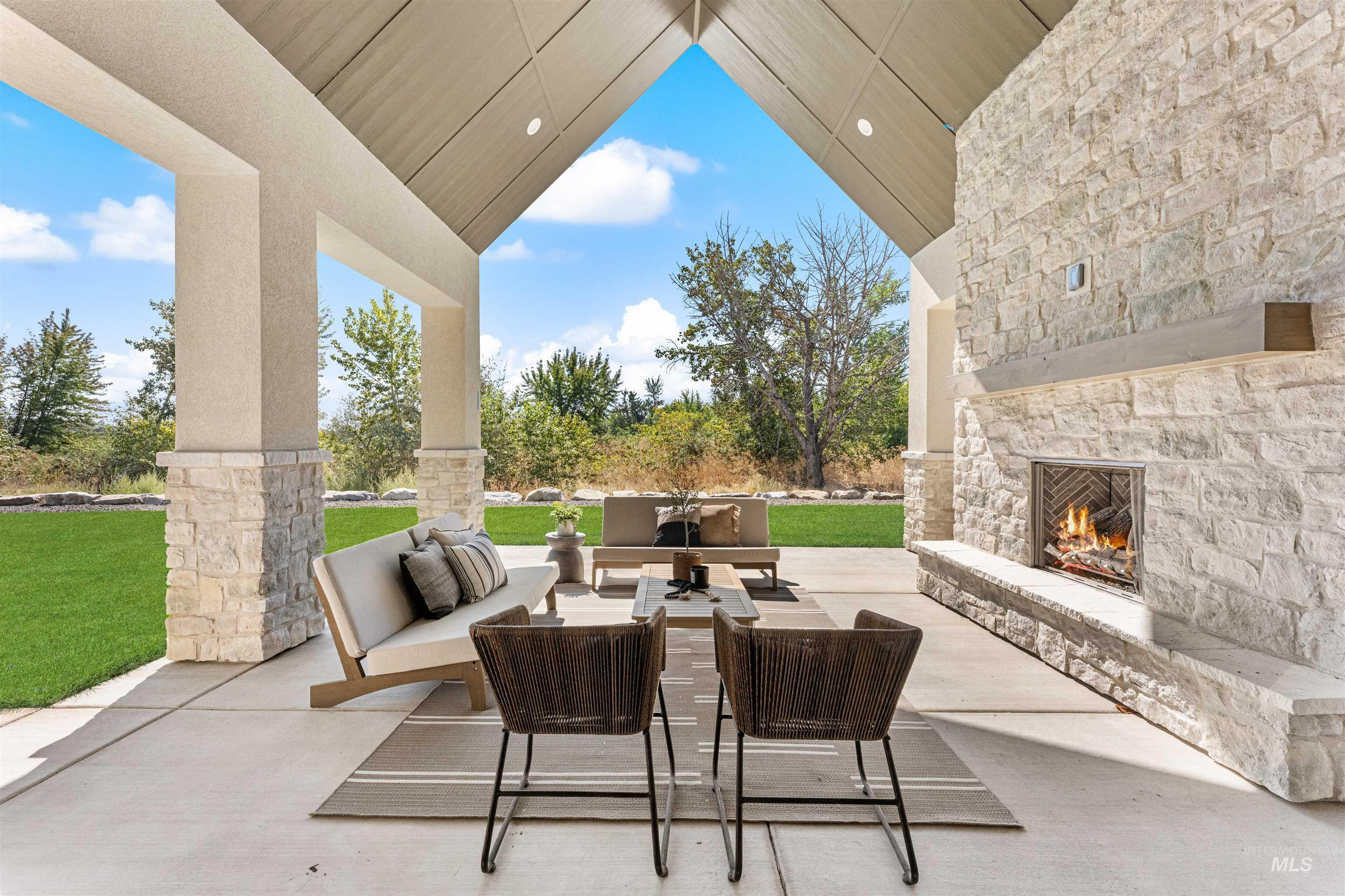 835 Watkins St, Middleton, Idaho 83644, 4 Bedrooms, 3 Bathrooms, Residential For Sale, Price $1,575,000, 98999881