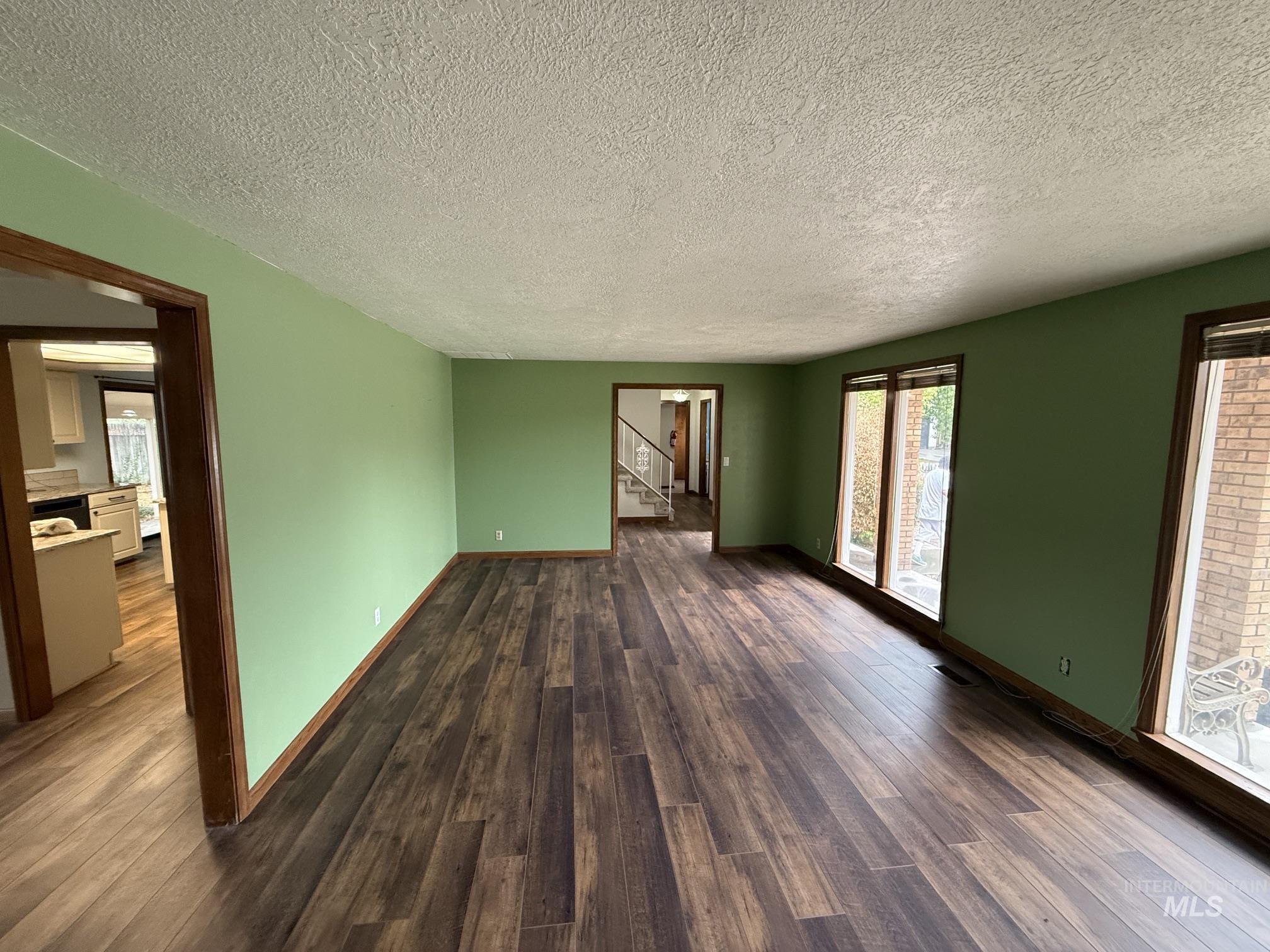 12082 W Edna, Boise, Idaho 83713, 4 Bedrooms, 2.5 Bathrooms, Residential For Sale, Price $449,900,MLS 98999882
