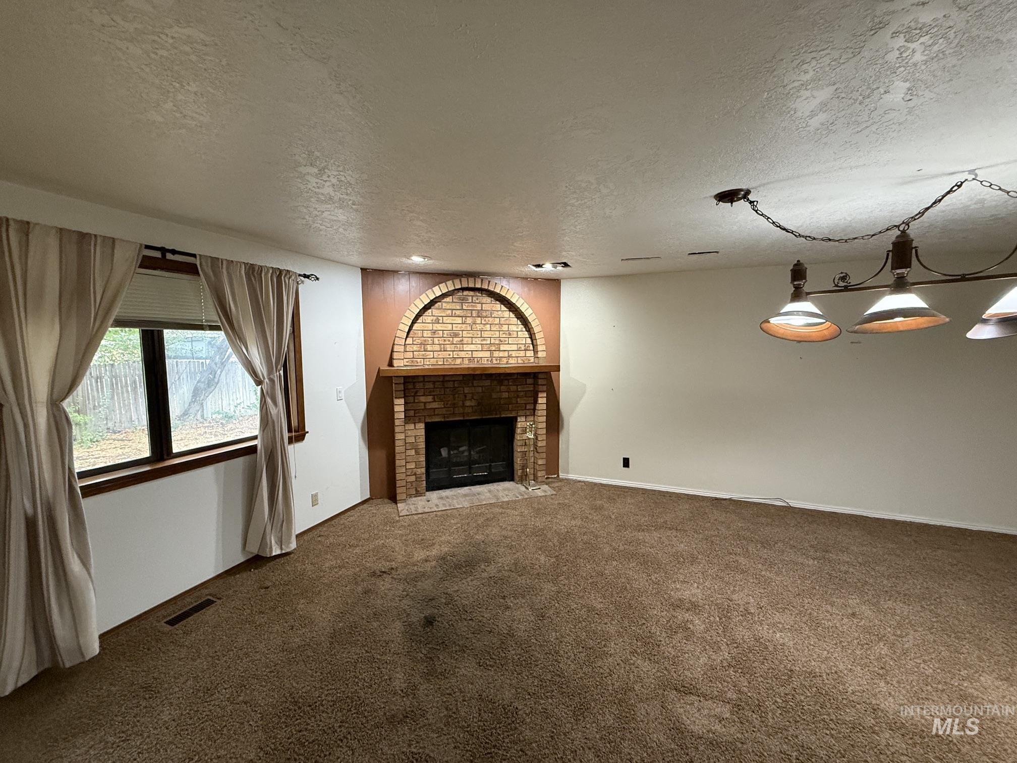 12082 W Edna, Boise, Idaho 83713, 4 Bedrooms, 2.5 Bathrooms, Residential For Sale, Price $449,900,MLS 98999882