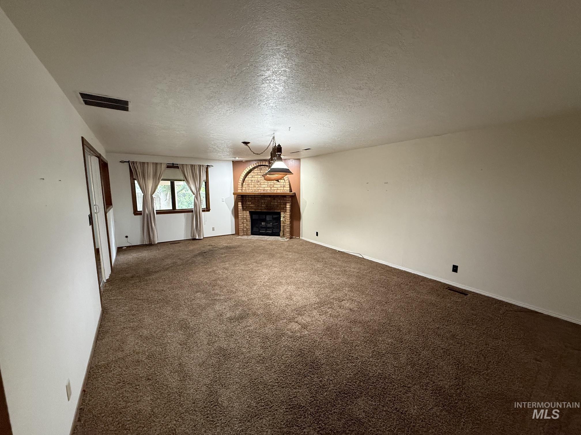 12082 W Edna, Boise, Idaho 83713, 4 Bedrooms, 2.5 Bathrooms, Residential For Sale, Price $449,900,MLS 98999882