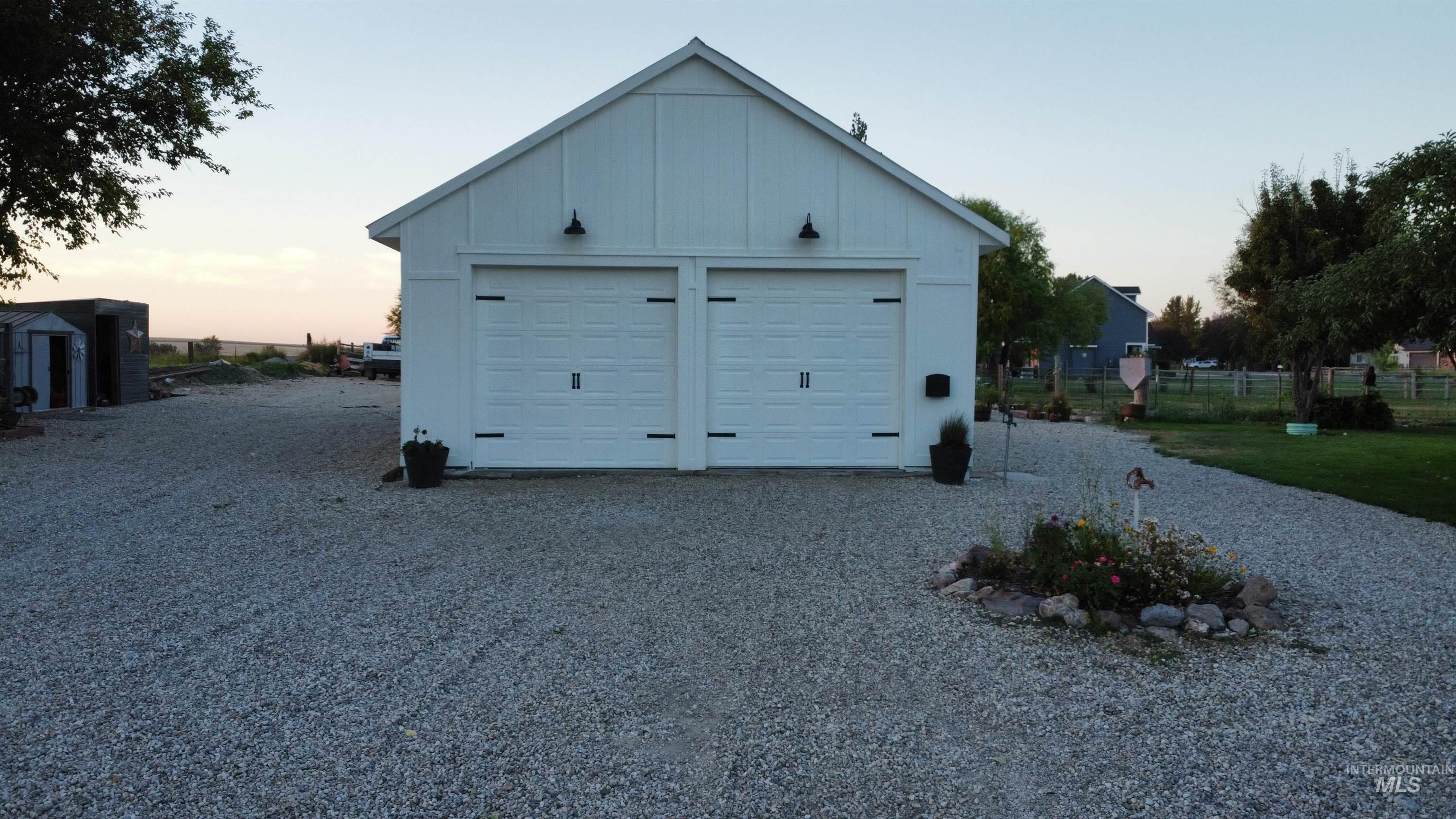 7246 Murphy Rd, Melba, Idaho 83641, 4 Bedrooms, 2 Bathrooms, Residential For Sale, Price $585,000, 98999883