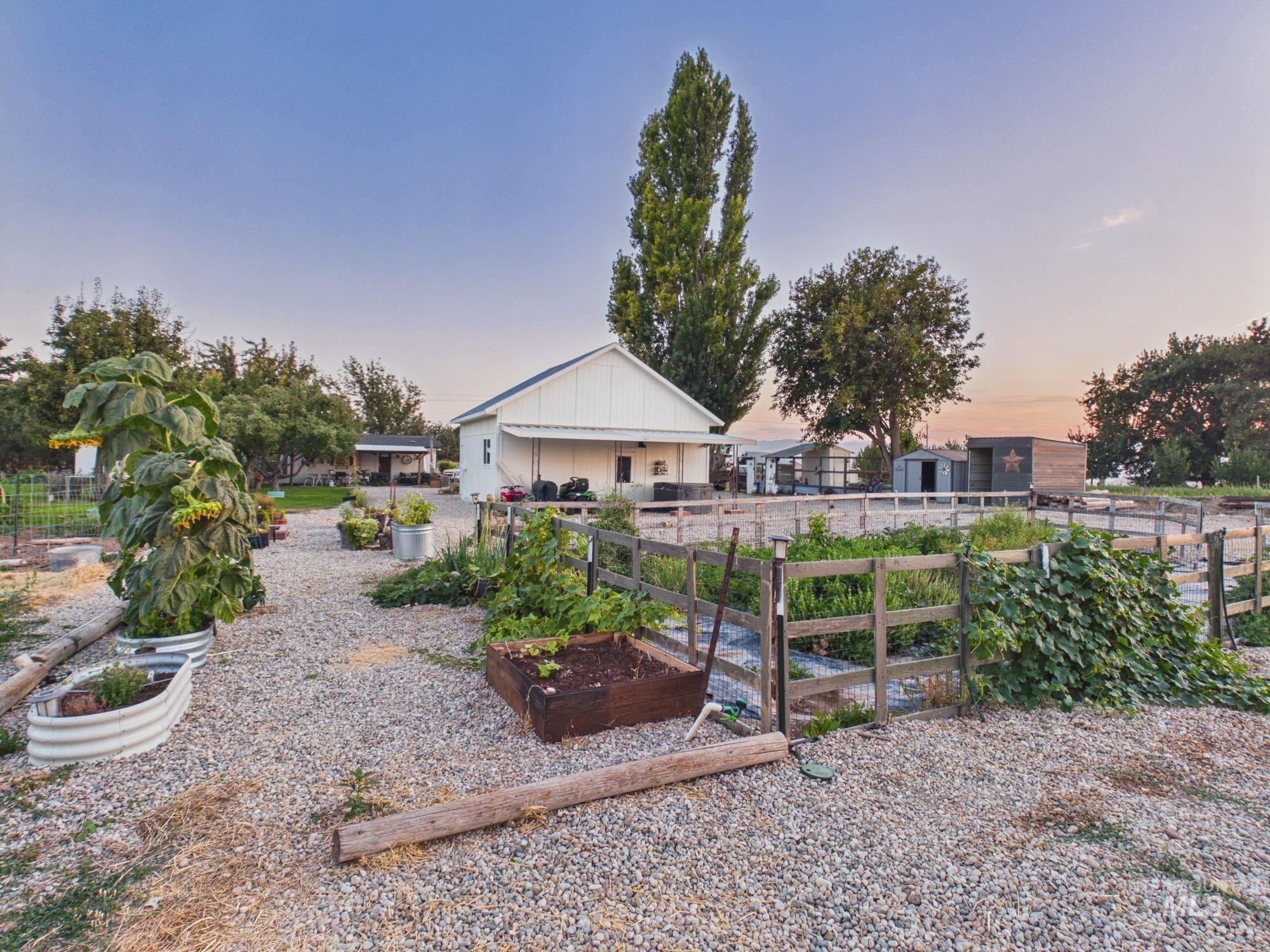 7246 Murphy Rd, Melba, Idaho 83641, 4 Bedrooms, 2 Bathrooms, Residential For Sale, Price $585,000, 98999883